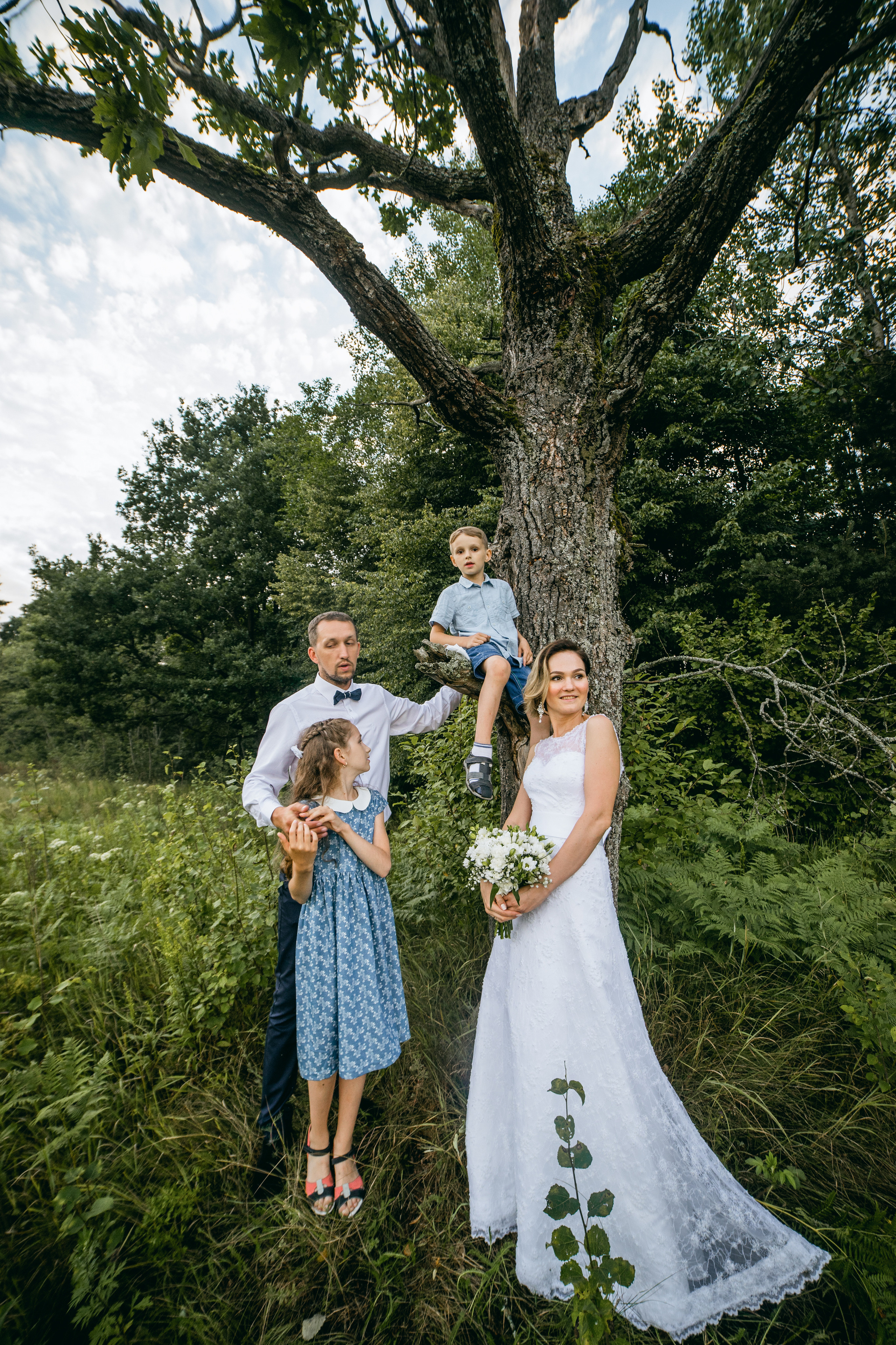 Анатолий и Юлия и их свадебно-семейная прогулка. Свадебный и Семейный фотограф в Минске Сергей Ильин