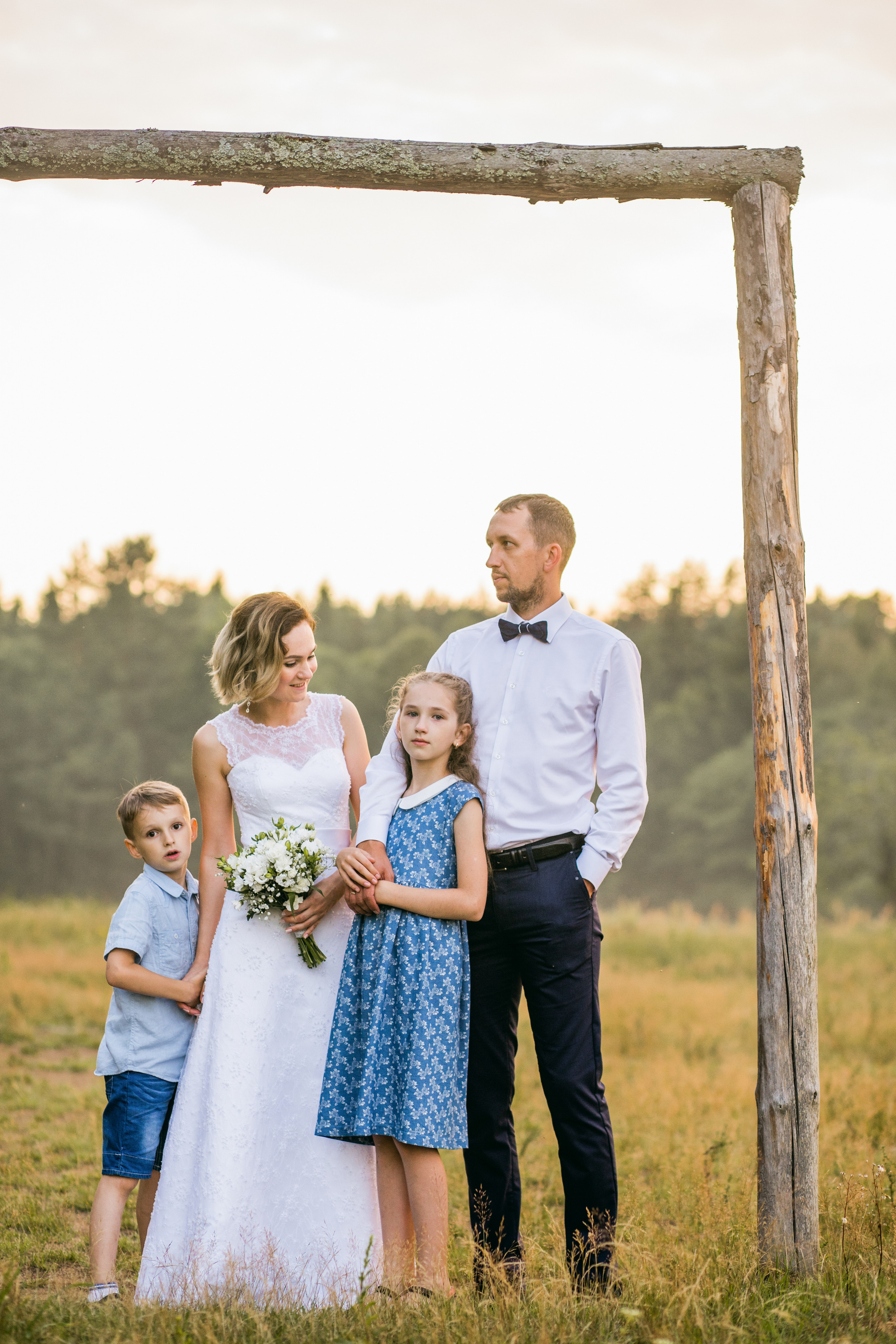 Анатолий и Юлия и их свадебно-семейная прогулка. Свадебный и Семейный фотограф в Минске Сергей Ильин