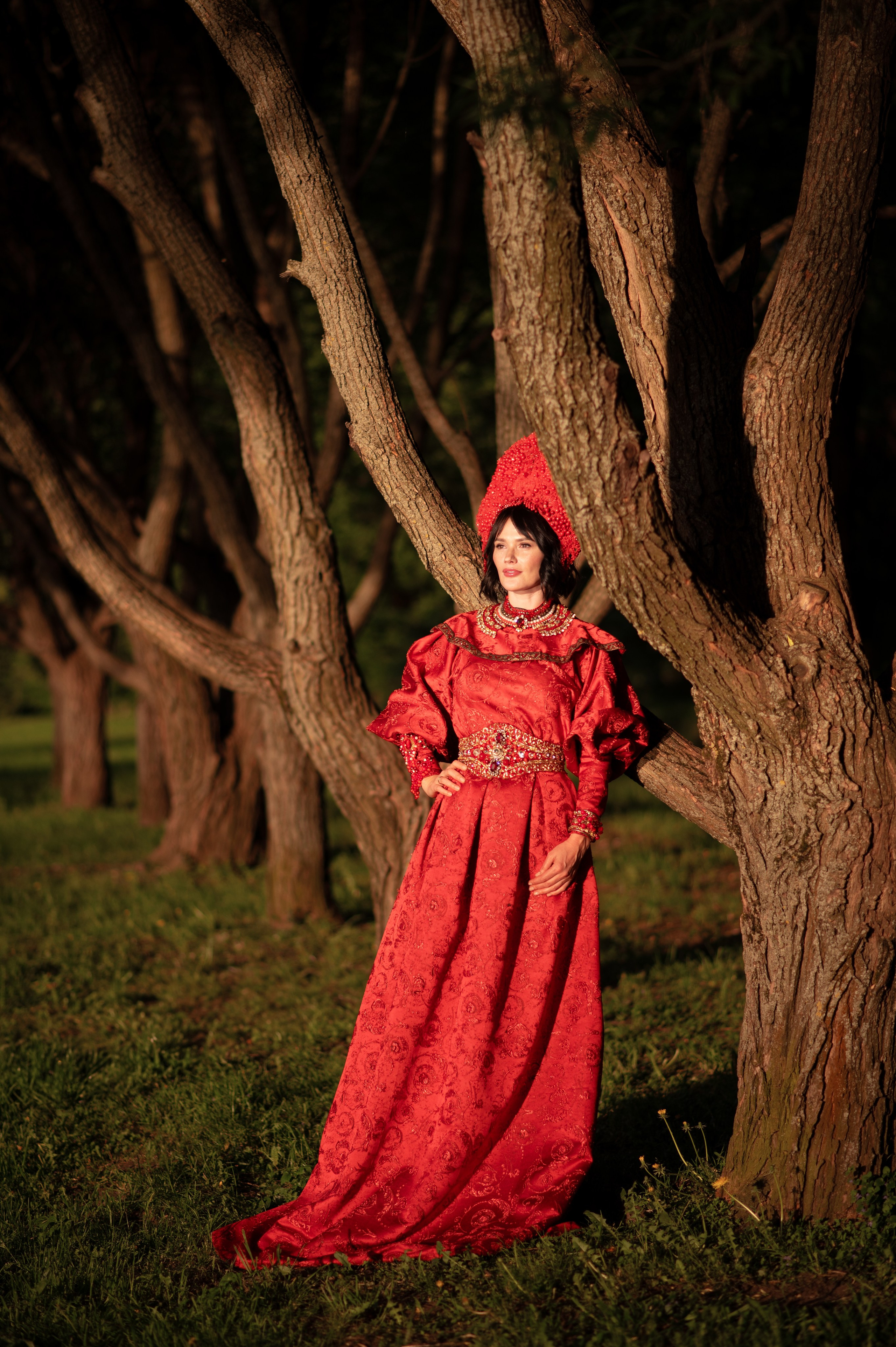 «Русская красавица», съемка с живым медведем. Винтажные фотосессии в Москве