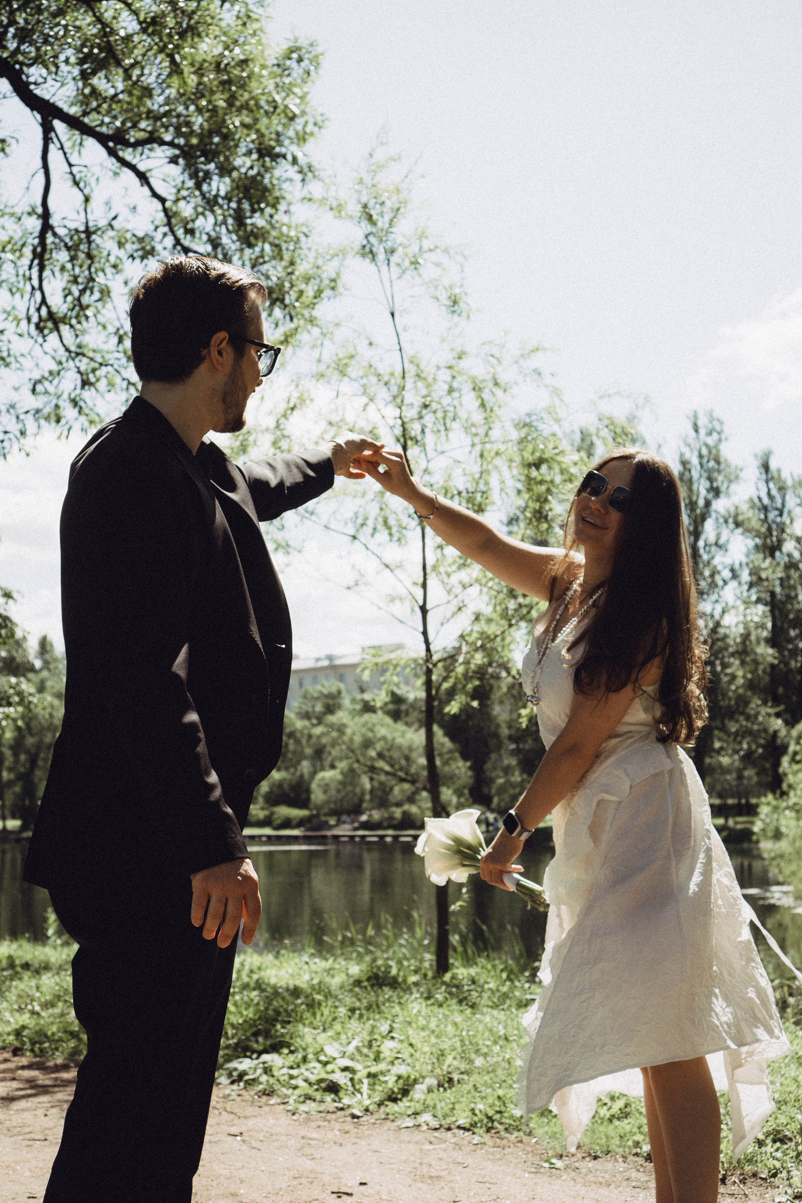 СВАДЕБНАЯ СЬЕМКА В ПАРКЕ ПОБЕДЫ И ПРОГУЛКА ПО МОСКОВСКОМУ ПРОСПЕКТУ. Профессиональный фотограф, Санкт-Петербург — Виктория Богомолова