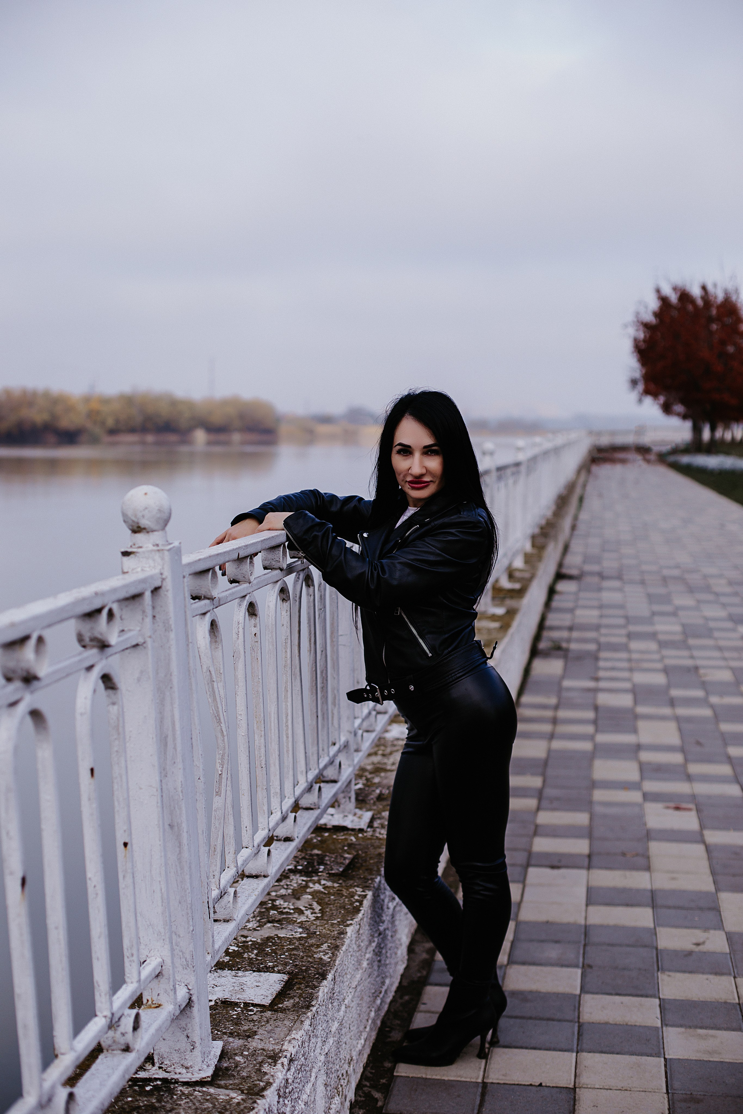 Людмила. Https://malovafoto.ru