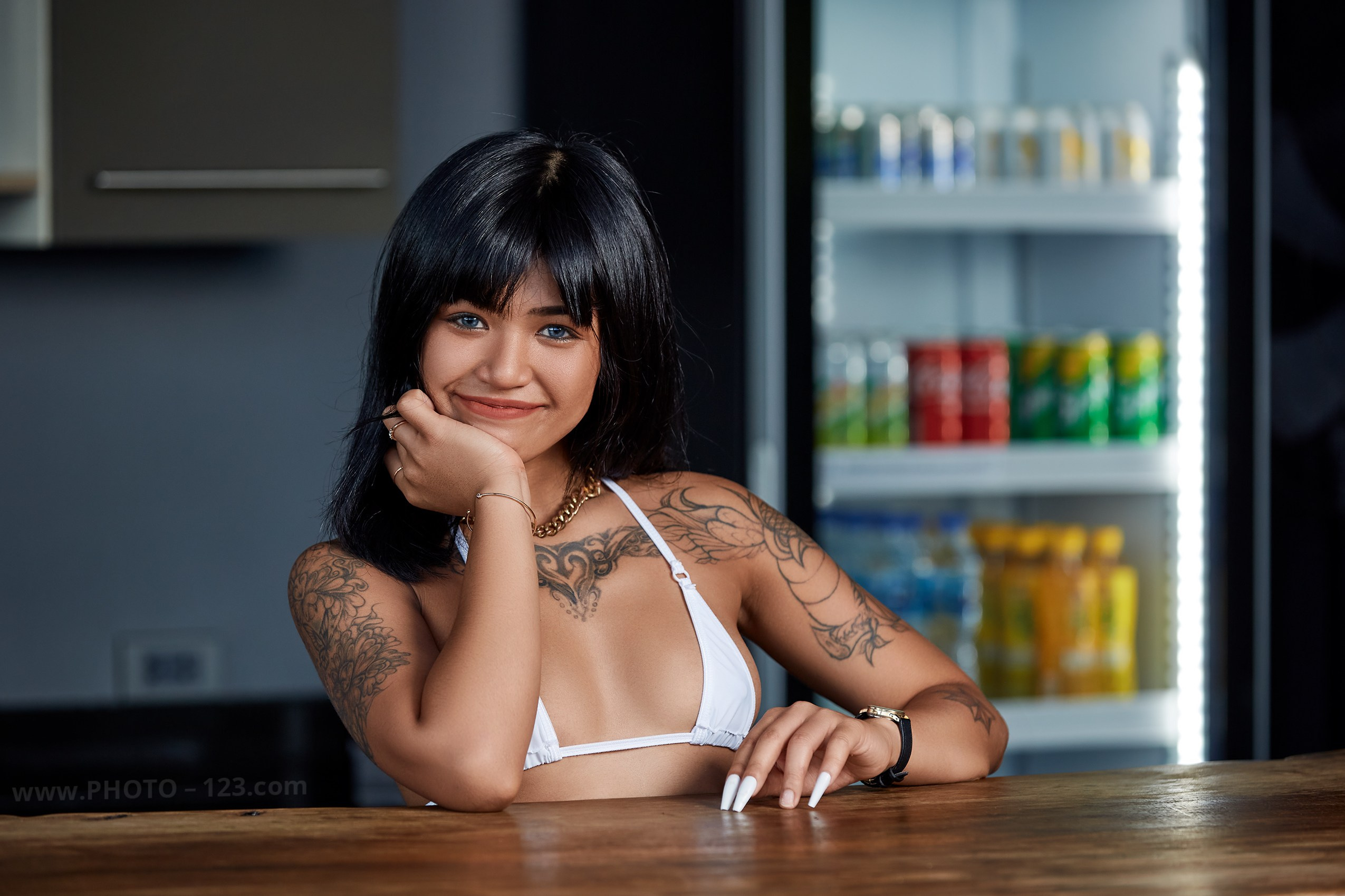 Beem (18+). Photographer, Retoucher & Graphic Designer @photo123pro