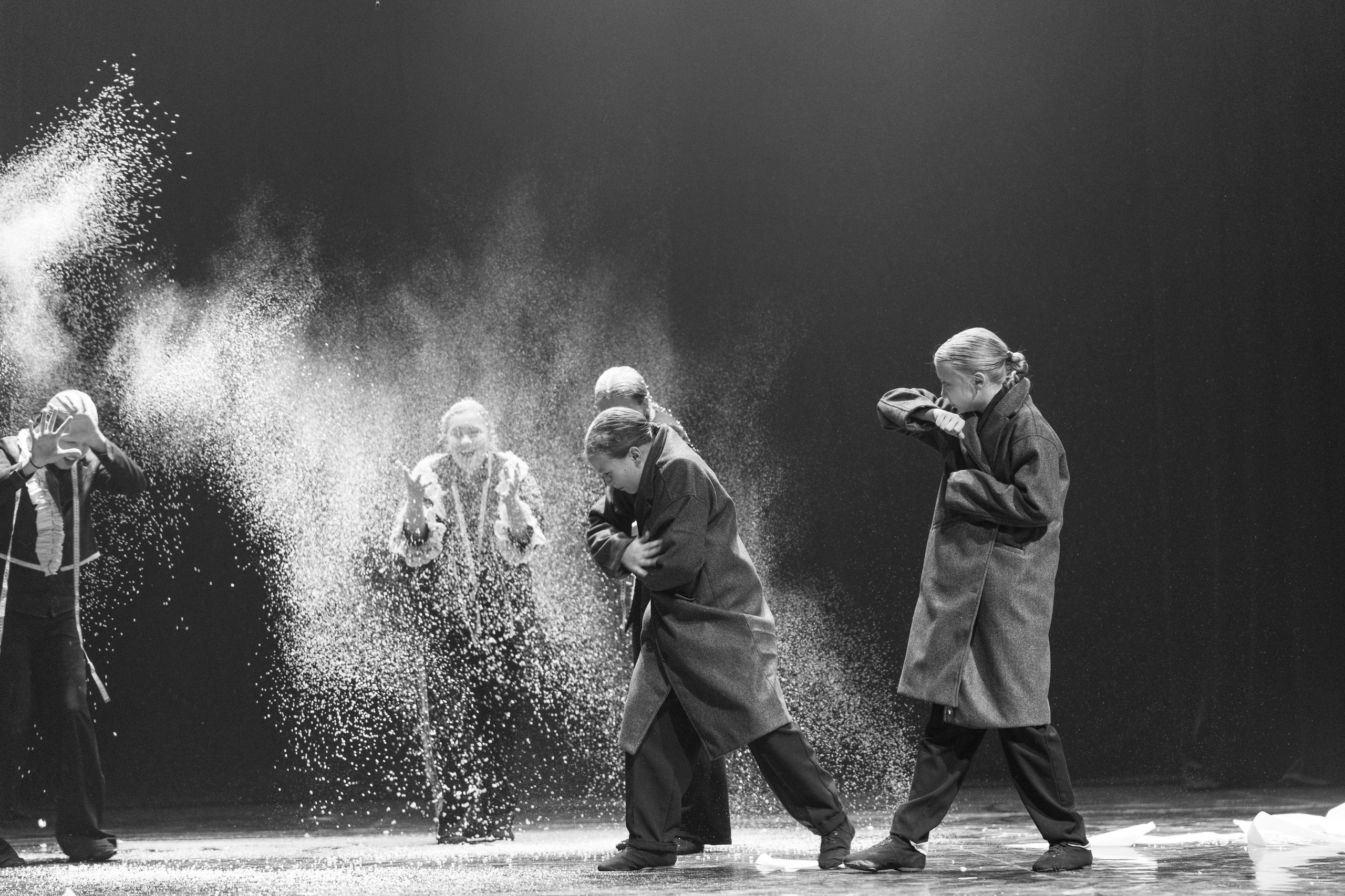 Гоголь. Зарисовки. Фотограф Сергей Ловкий