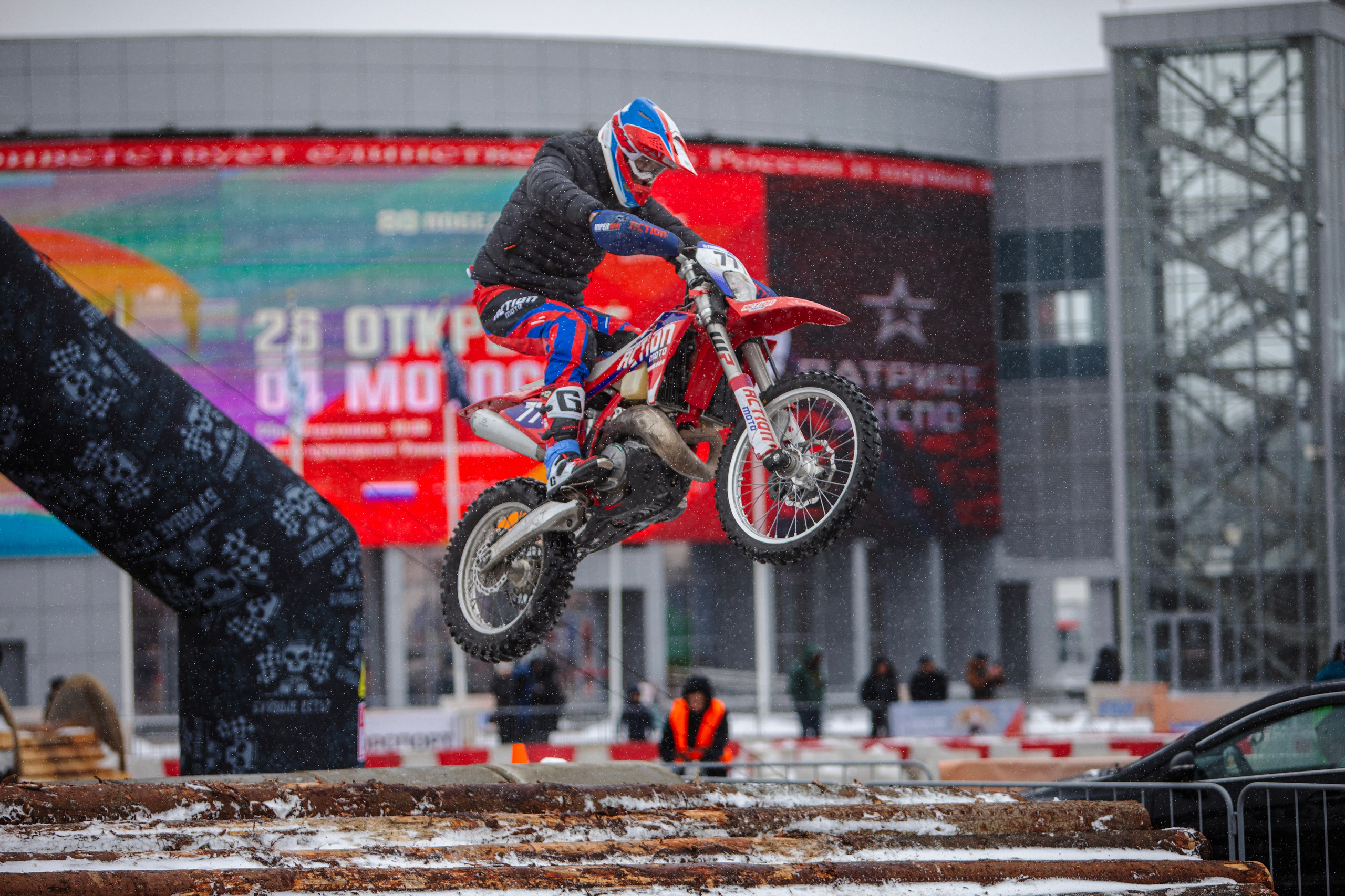 Про жизнь. Фотограф Сергей Ловкий