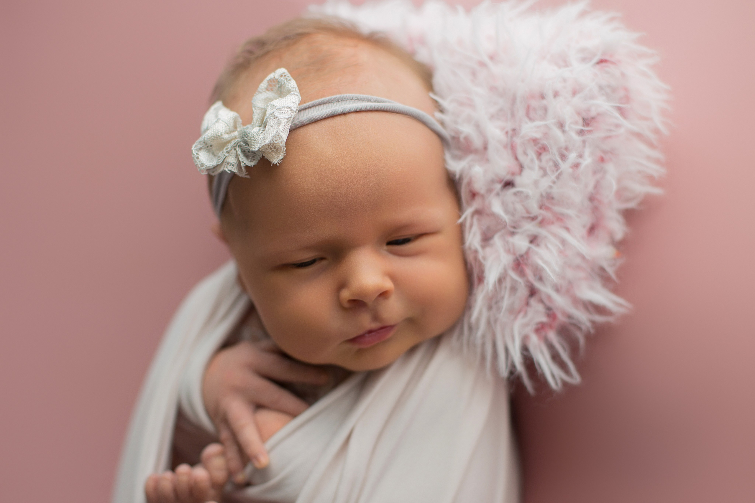 Роза. Ольга Анохина фотограф новорождённых в Зеленодольске