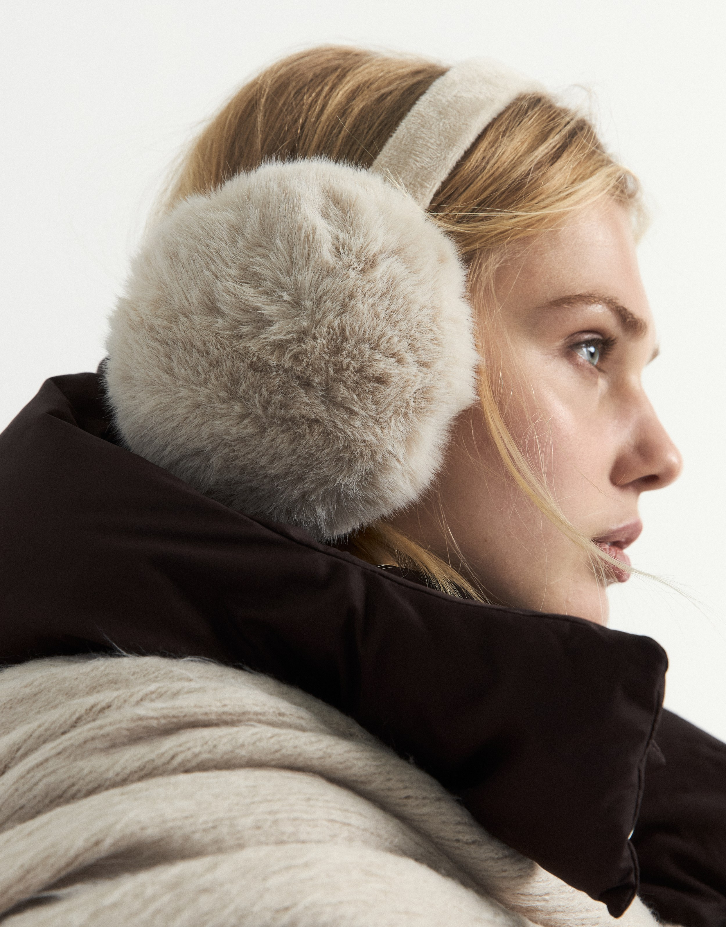 Lookbook Accessories GJ 2025. Фотограф для брендов в Москве