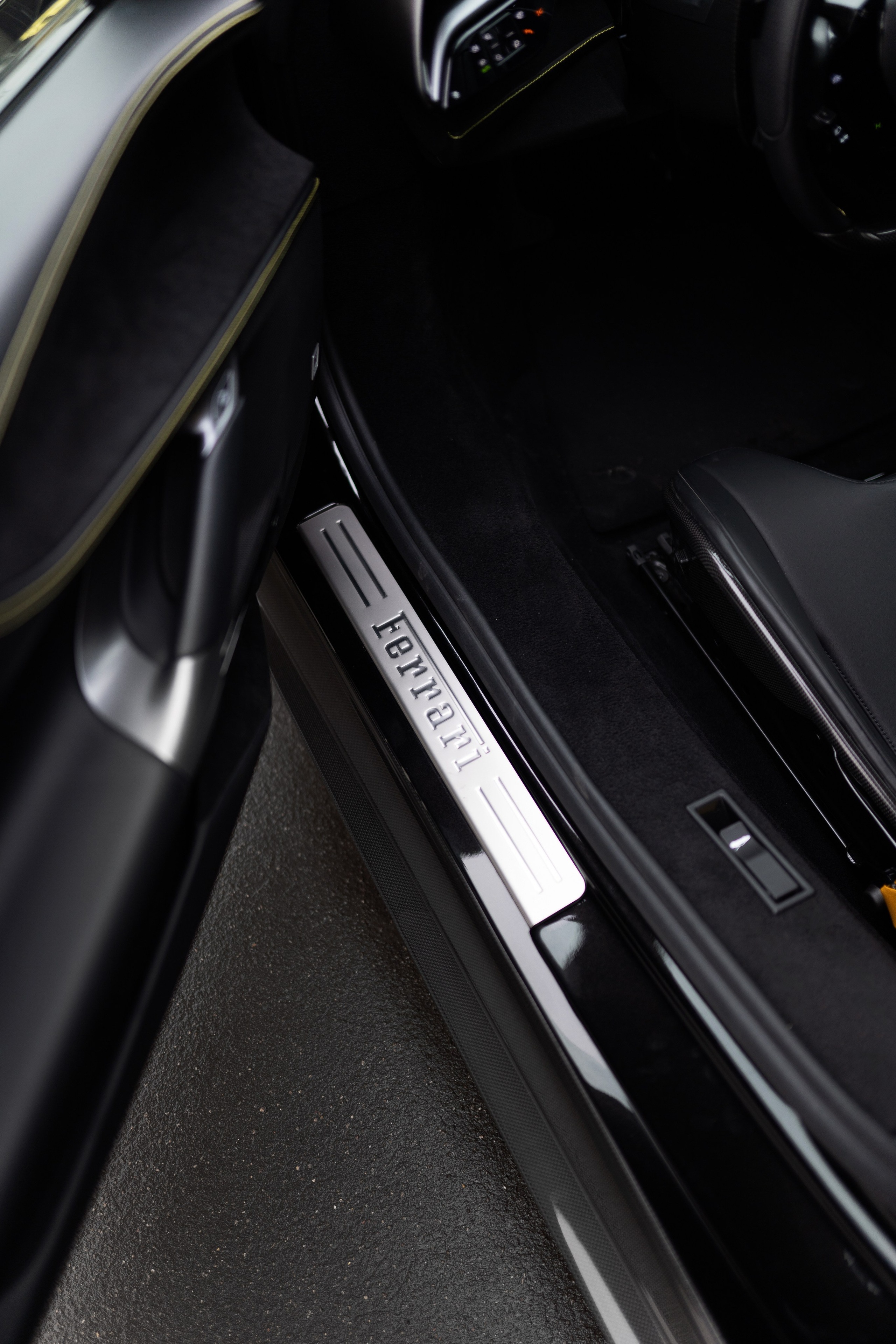 Ferrari SF90. Автомобильный фотограф Светлана Усова