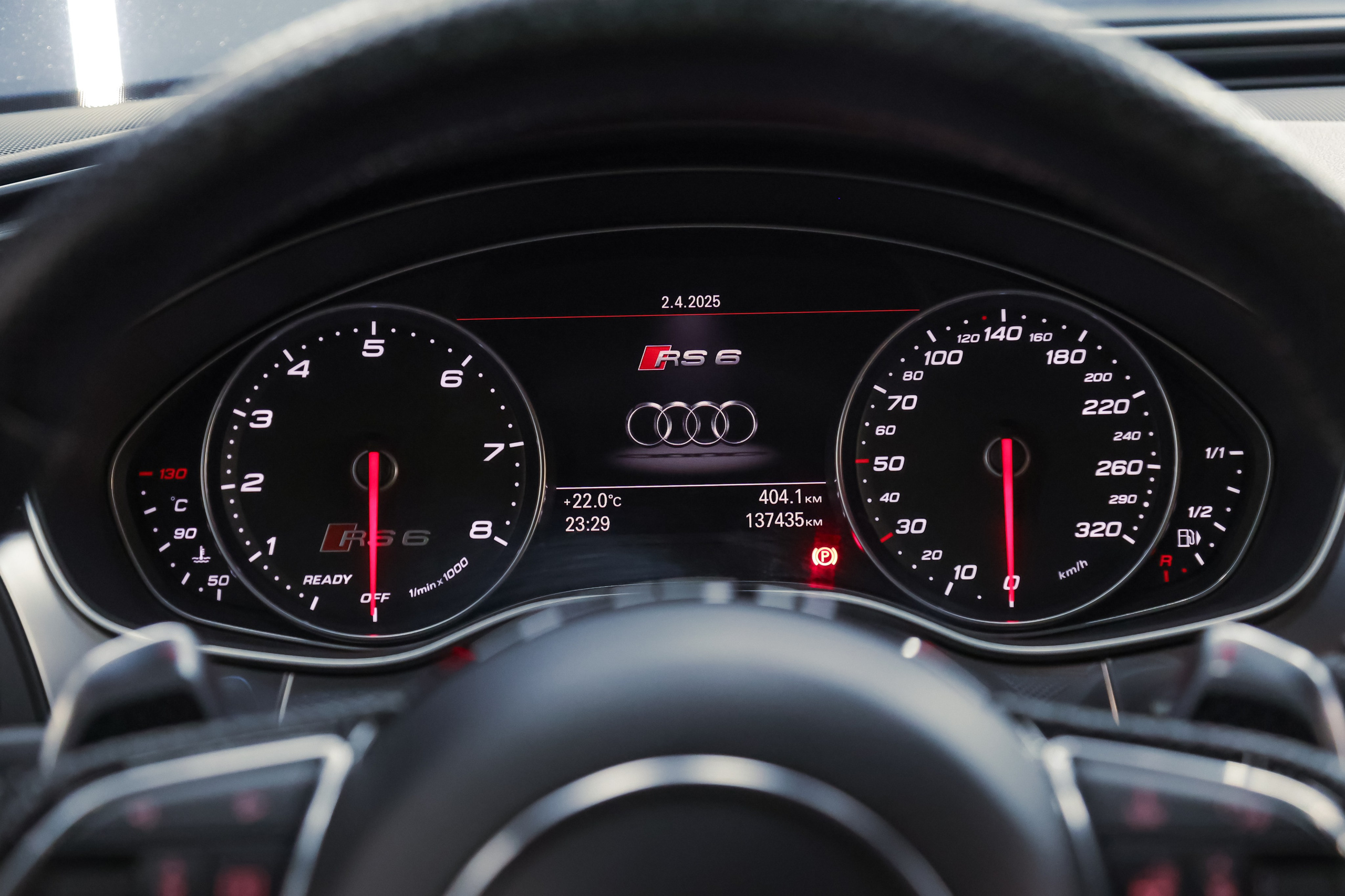 2017 AUDI RS6. Mixturecaptures