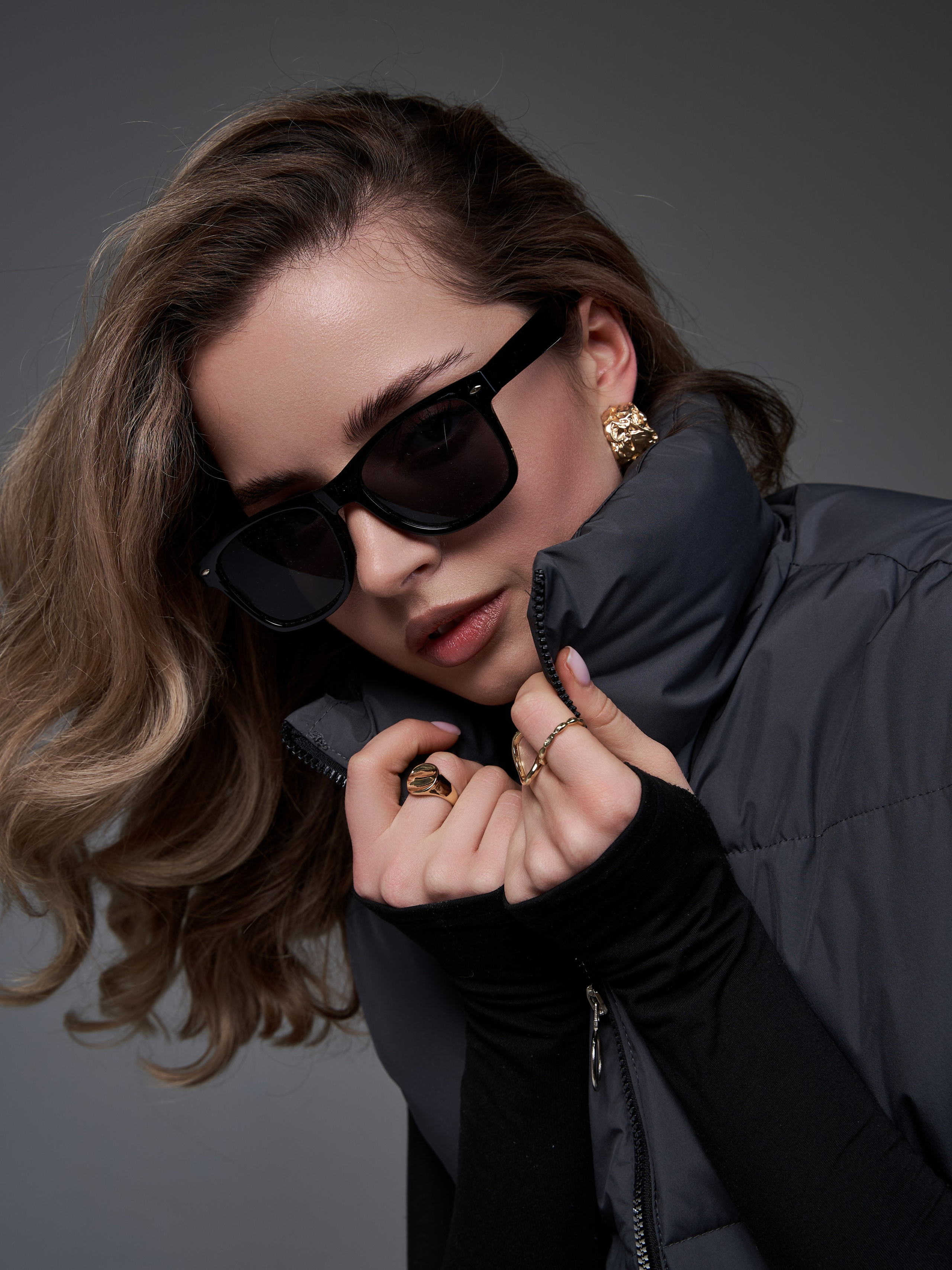 Желетки женские. Фотограф для маркетплейсов в Москве