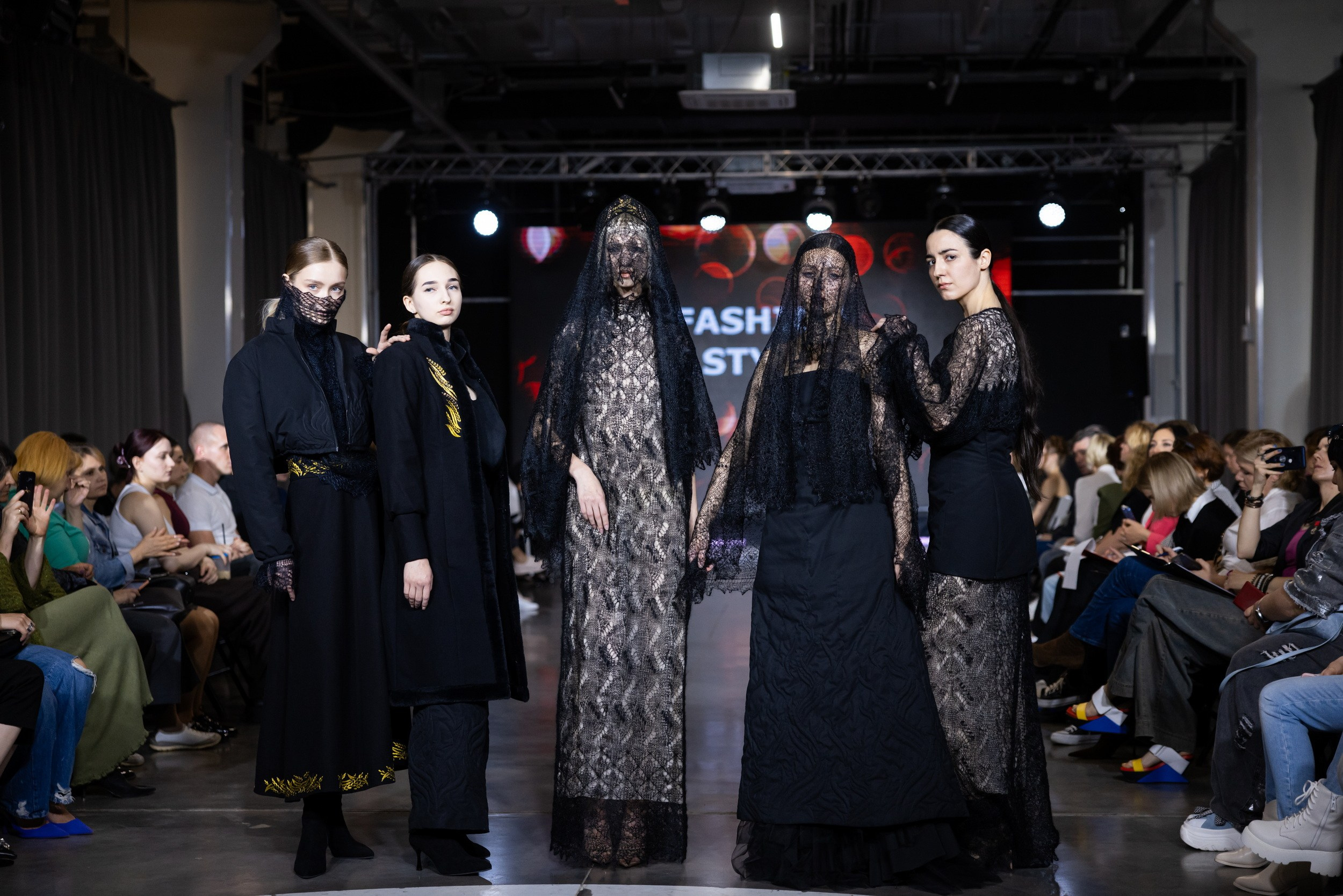 Фестиваль моды и красоты Fashion Style (17 мая 2025). Репортажный фотограф Алексей Пирязев