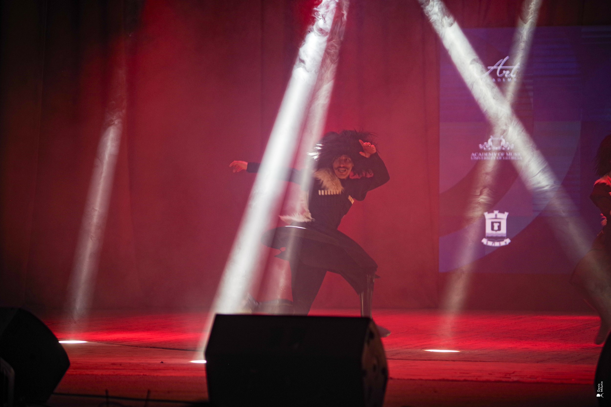 Танцы в Хоби. Портретный фотограф Денис Милютин