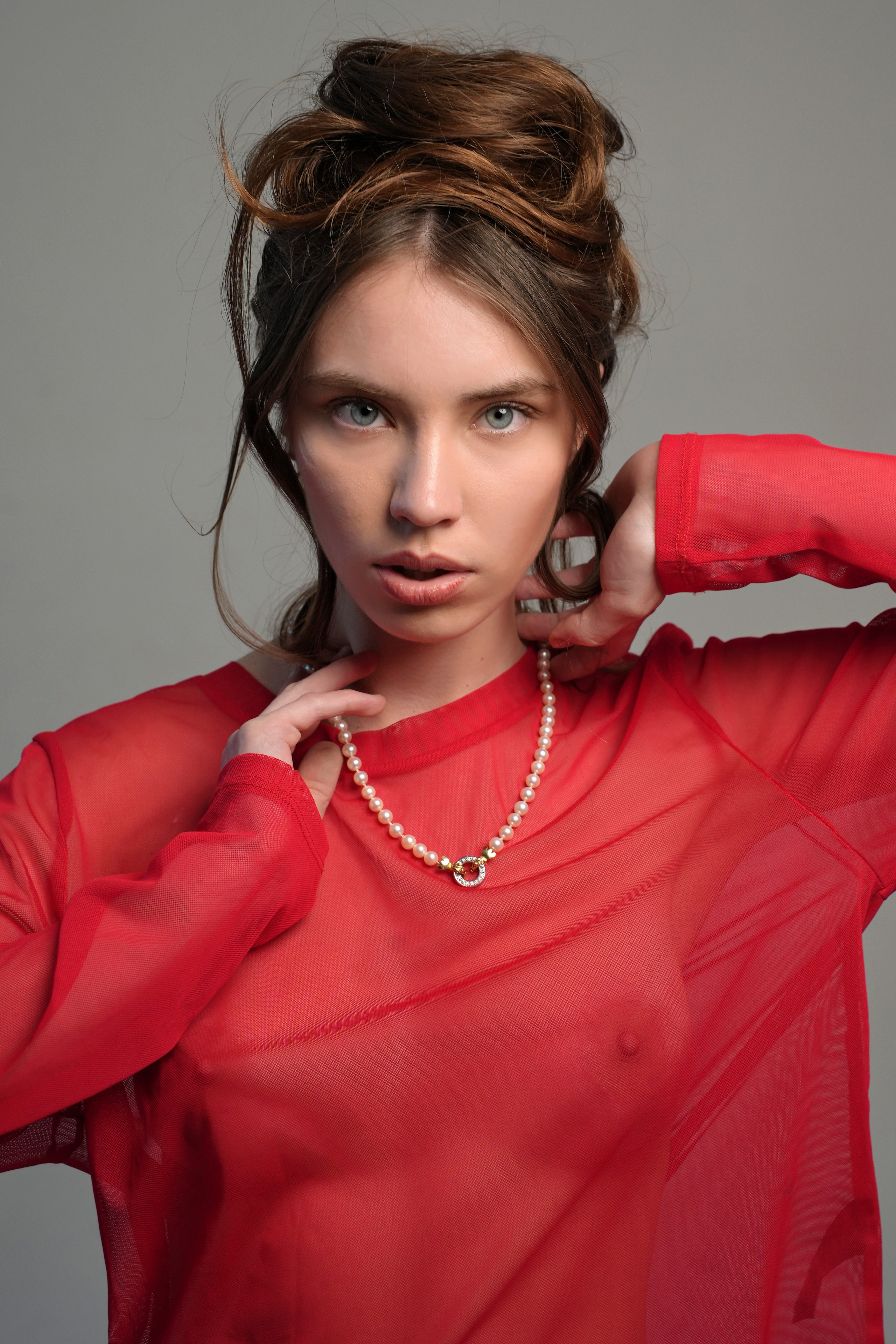 Коммерция Жемчуг. Костюмер, художник кино и телевидения в спб