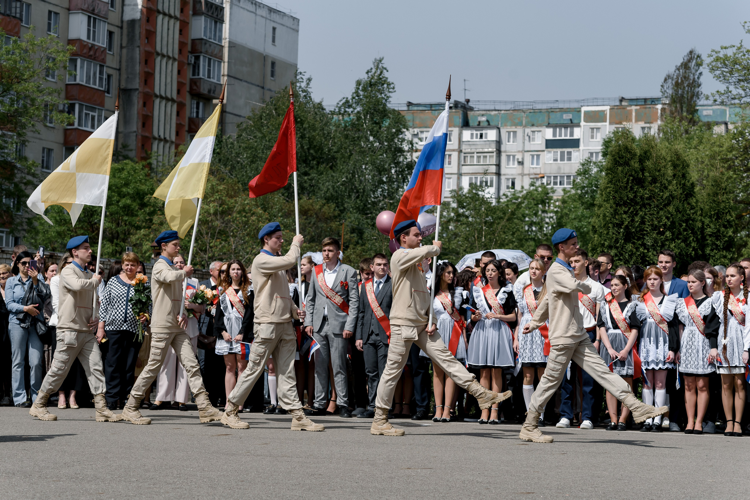 Последний звонок 11В класс. Свадебный и семейный фотограф в Ставрополе Роман Иванов