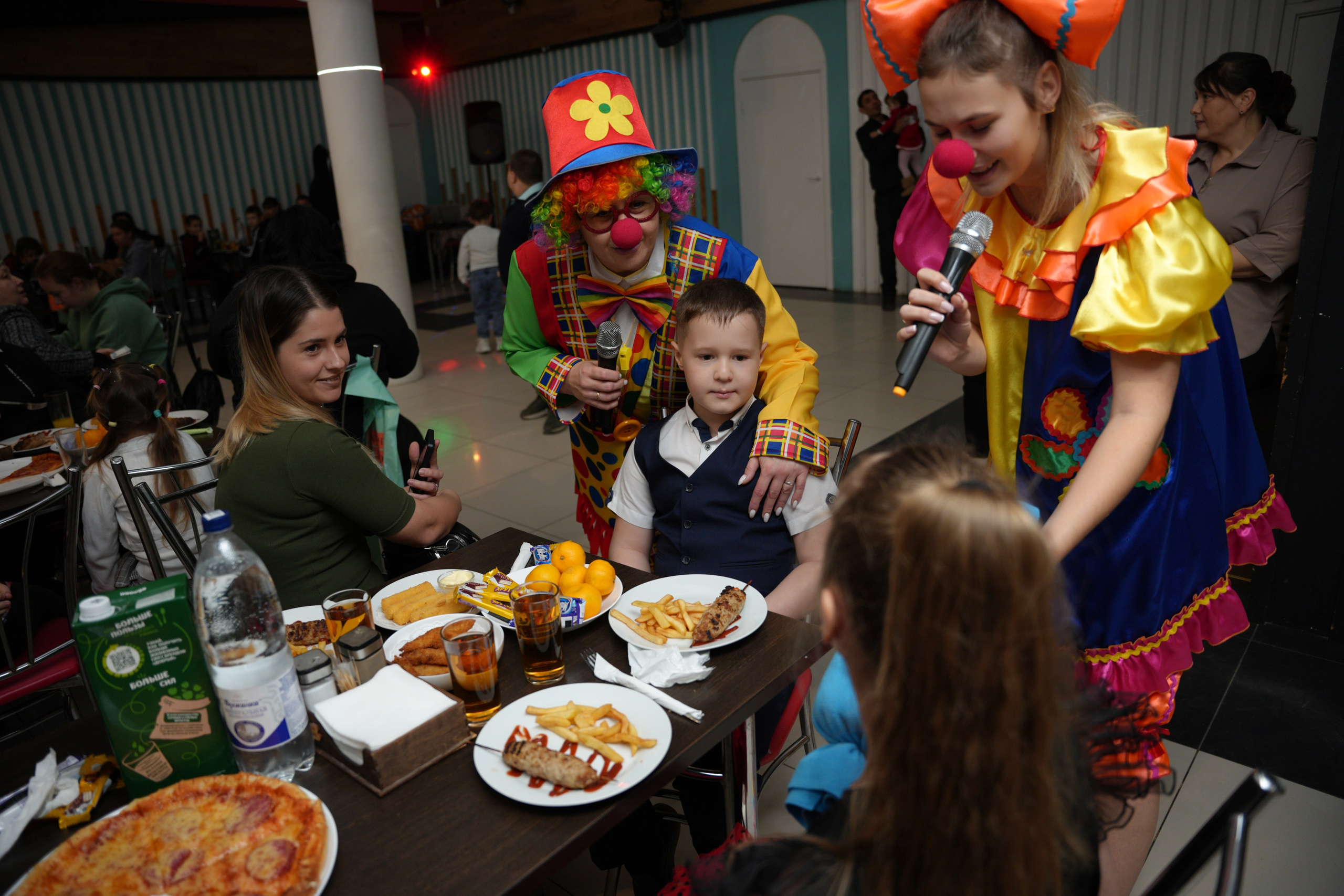 Социально —благотворительная акция «Ты в этом мире не один», посвященная Международному дню инвалидов. ВЫПУСКНЫЕ АЛЬБОМЫ, Школьный фотограф, семейный и свадебный в Саратове и области Ольга Плаксина