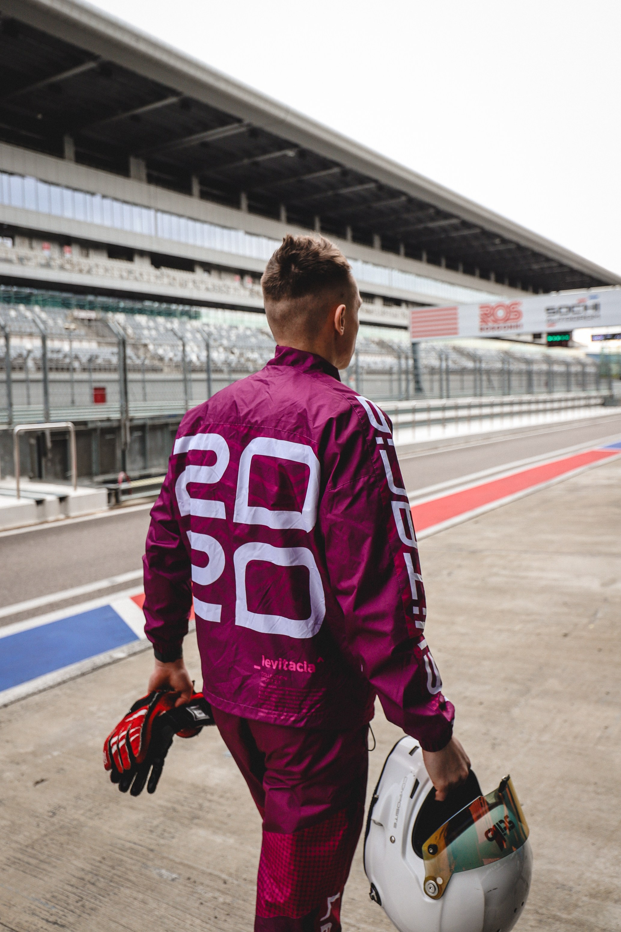 Лукбук бренда Levitacia. Репортажный и fashion фотограф в Москве Сергей Бардин