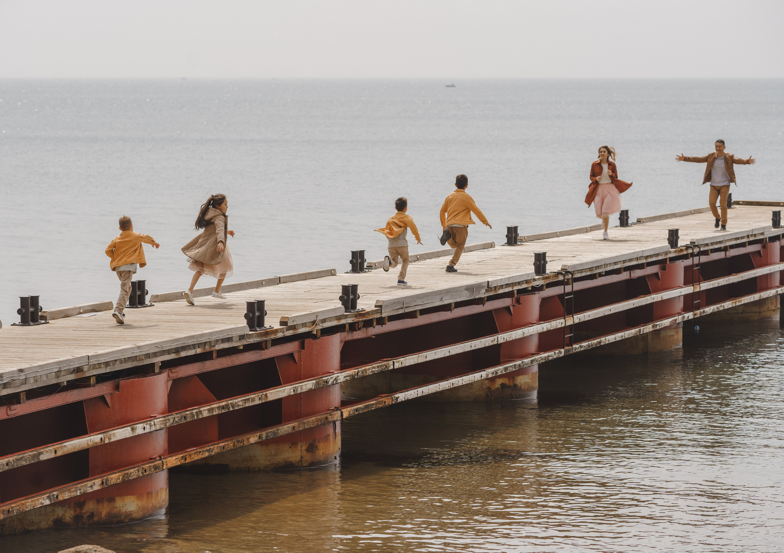 Пирс и чайки. Фотограф Lifestyle в Хабаровске, Владивостоке Землякова Елена