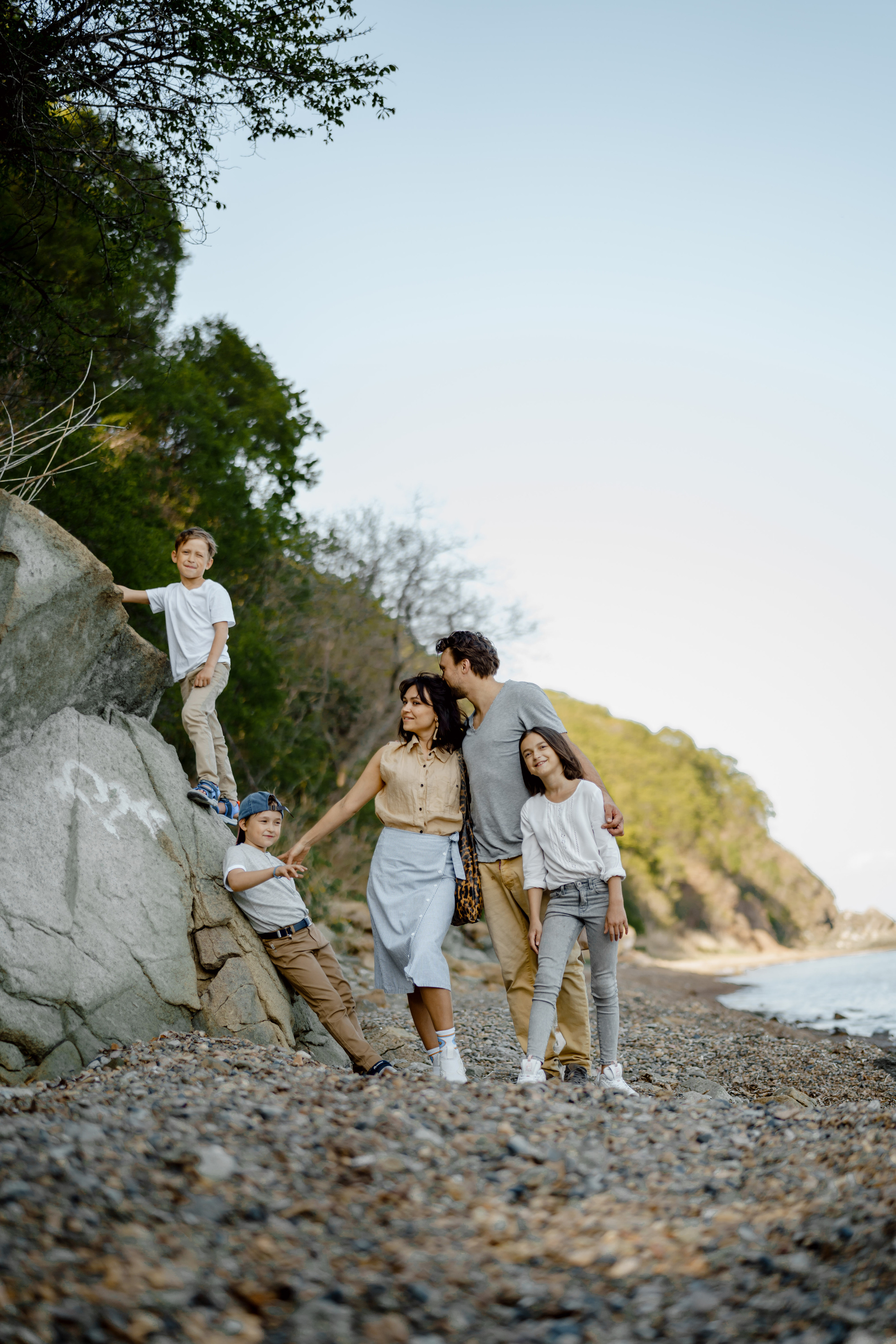 Берег моря воздушный змей и собака. Фотограф Lifestyle в Хабаровске, Владивостоке Землякова Елена