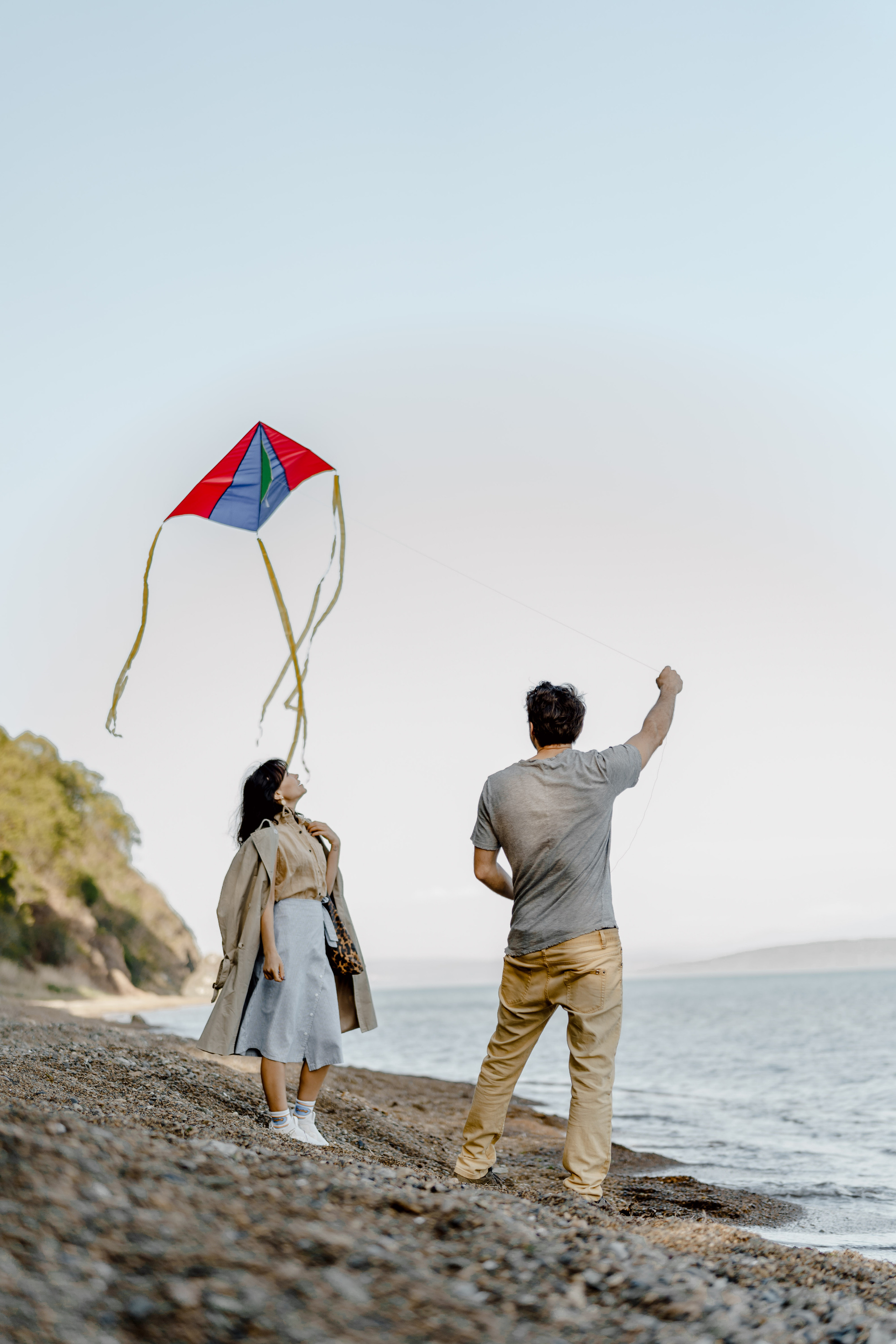 Берег моря воздушный змей и собака. Фотограф Lifestyle в Хабаровске, Владивостоке Землякова Елена