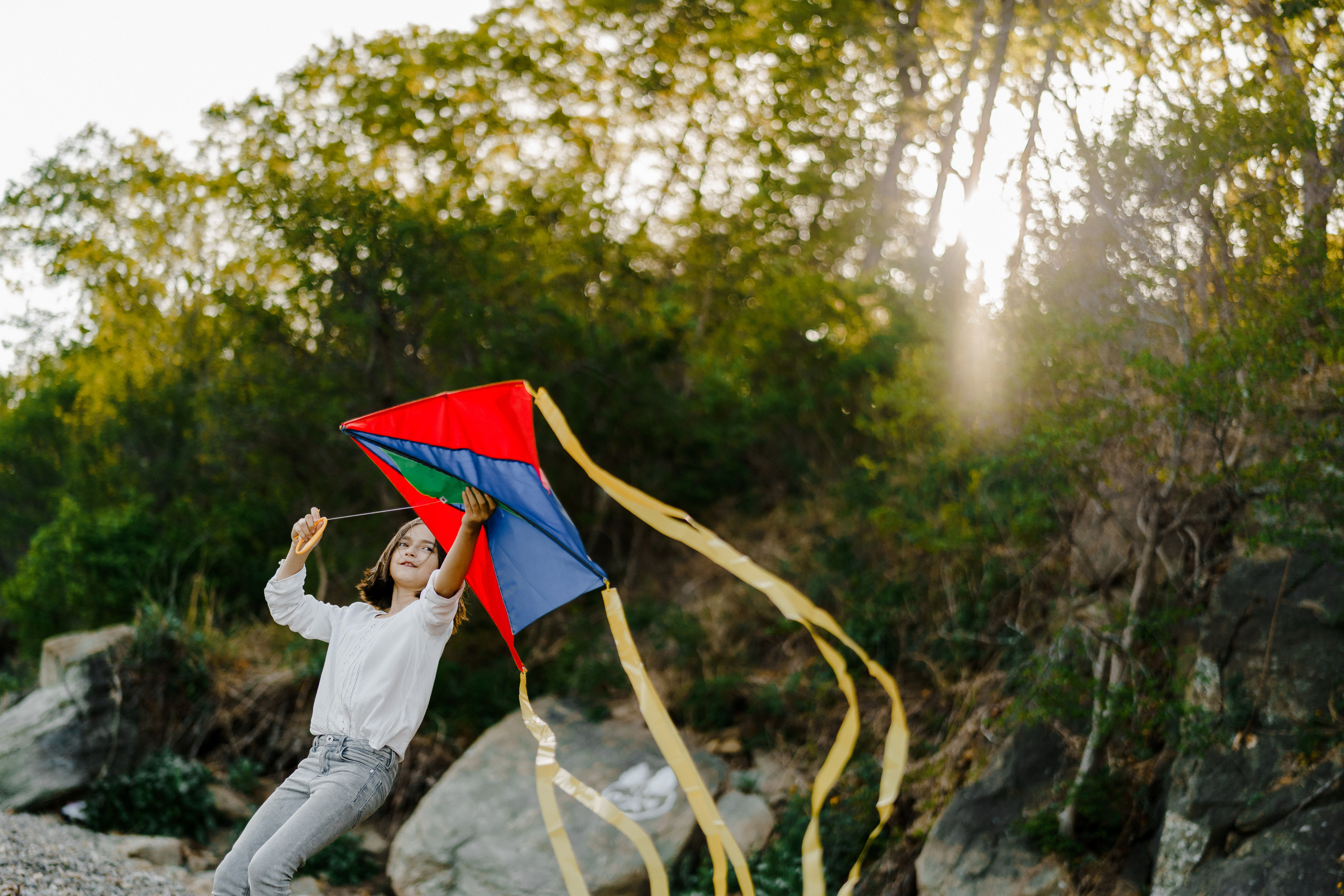 Берег моря воздушный змей и собака. Фотограф Lifestyle в Хабаровске, Владивостоке Землякова Елена