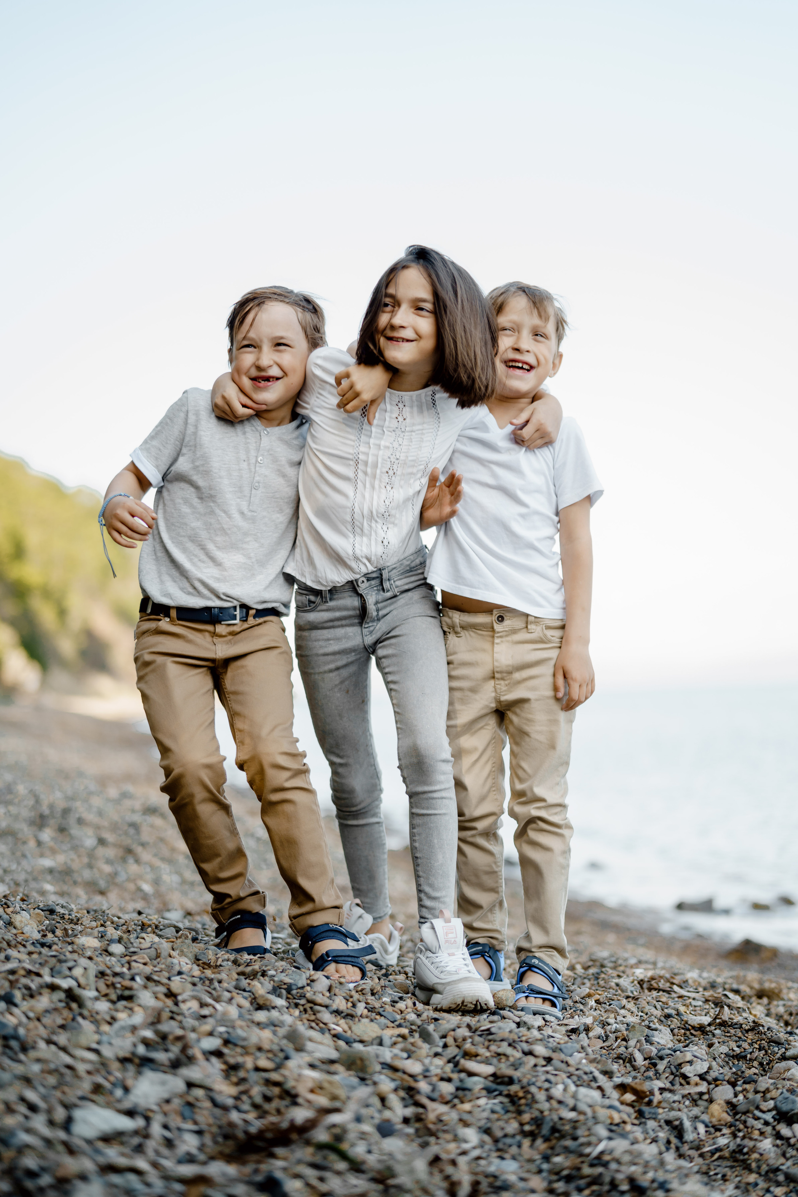 Берег моря воздушный змей и собака. Фотограф Lifestyle в Хабаровске, Владивостоке Землякова Елена