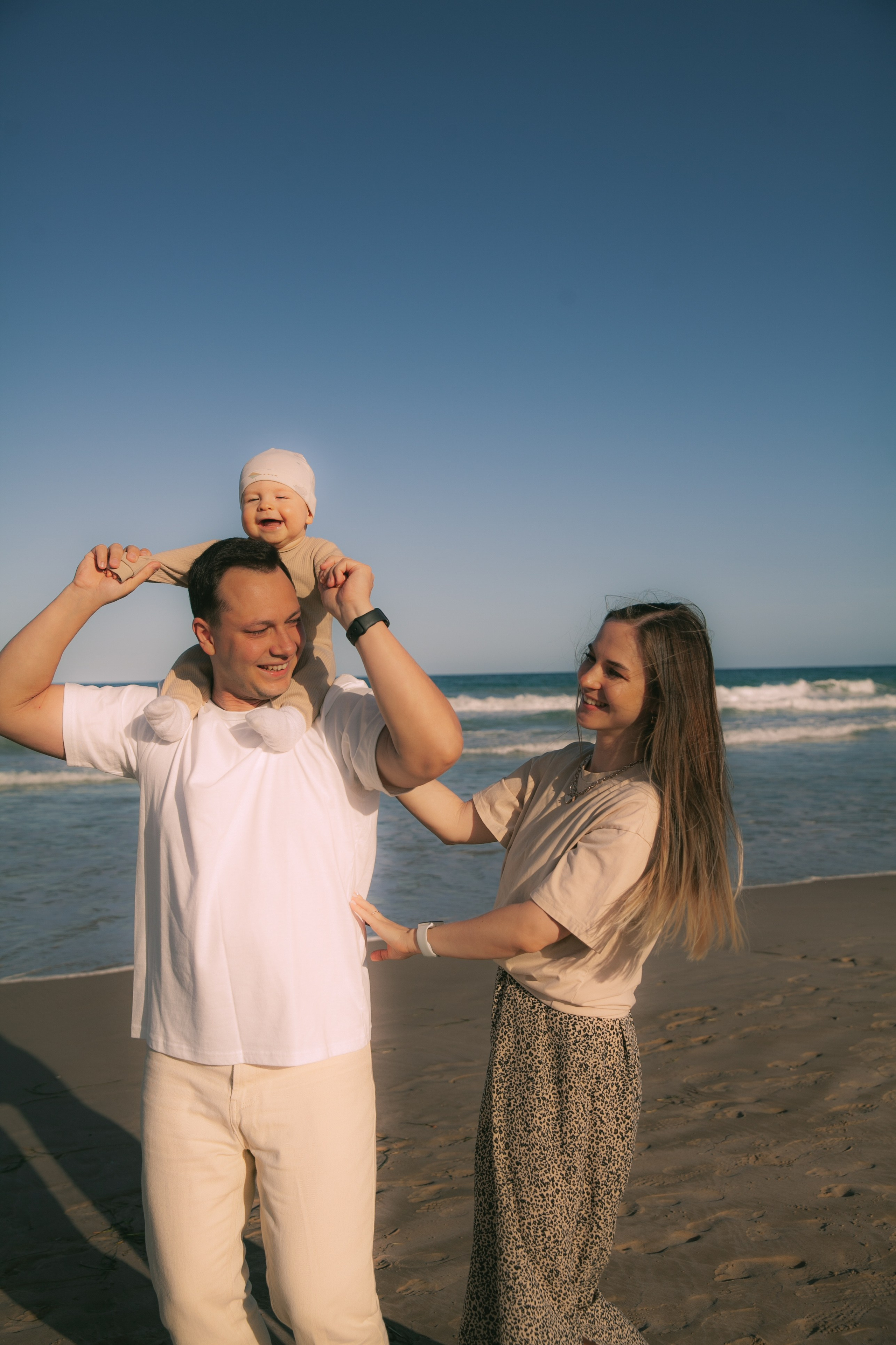 George & Veronika with David. ANNA KUDRINA PHOTOGRAPHY Russia