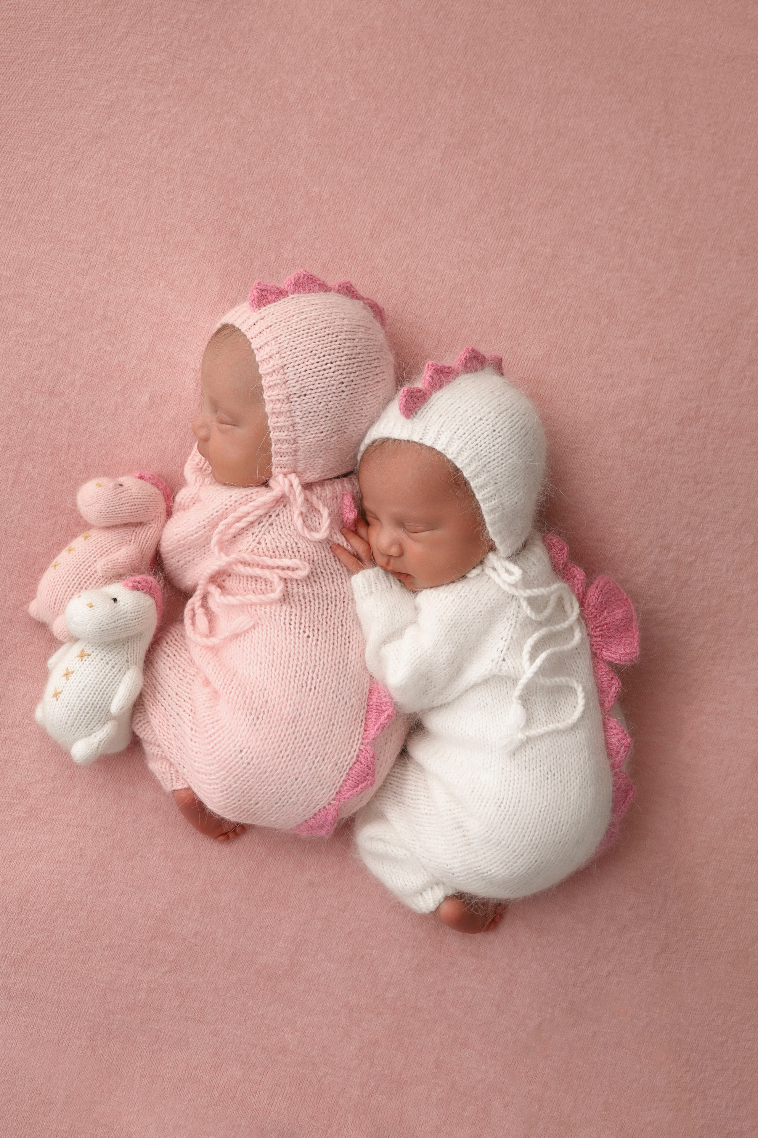 Двойня. Фотограф новорожденных и детский фотограф в Новосибирске