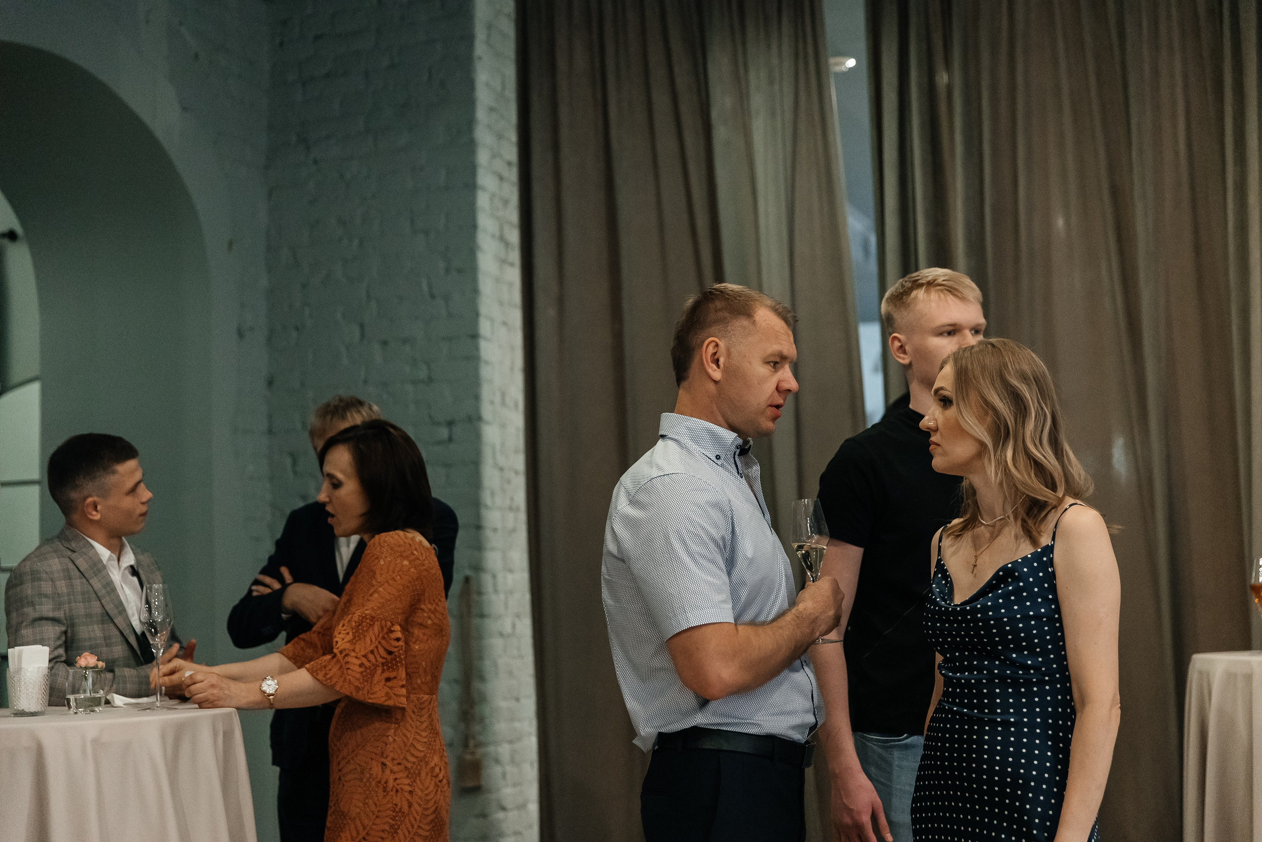 2023-06-23 Выпускной МБОУ СОШ № 10. Фотограф в Красноярске