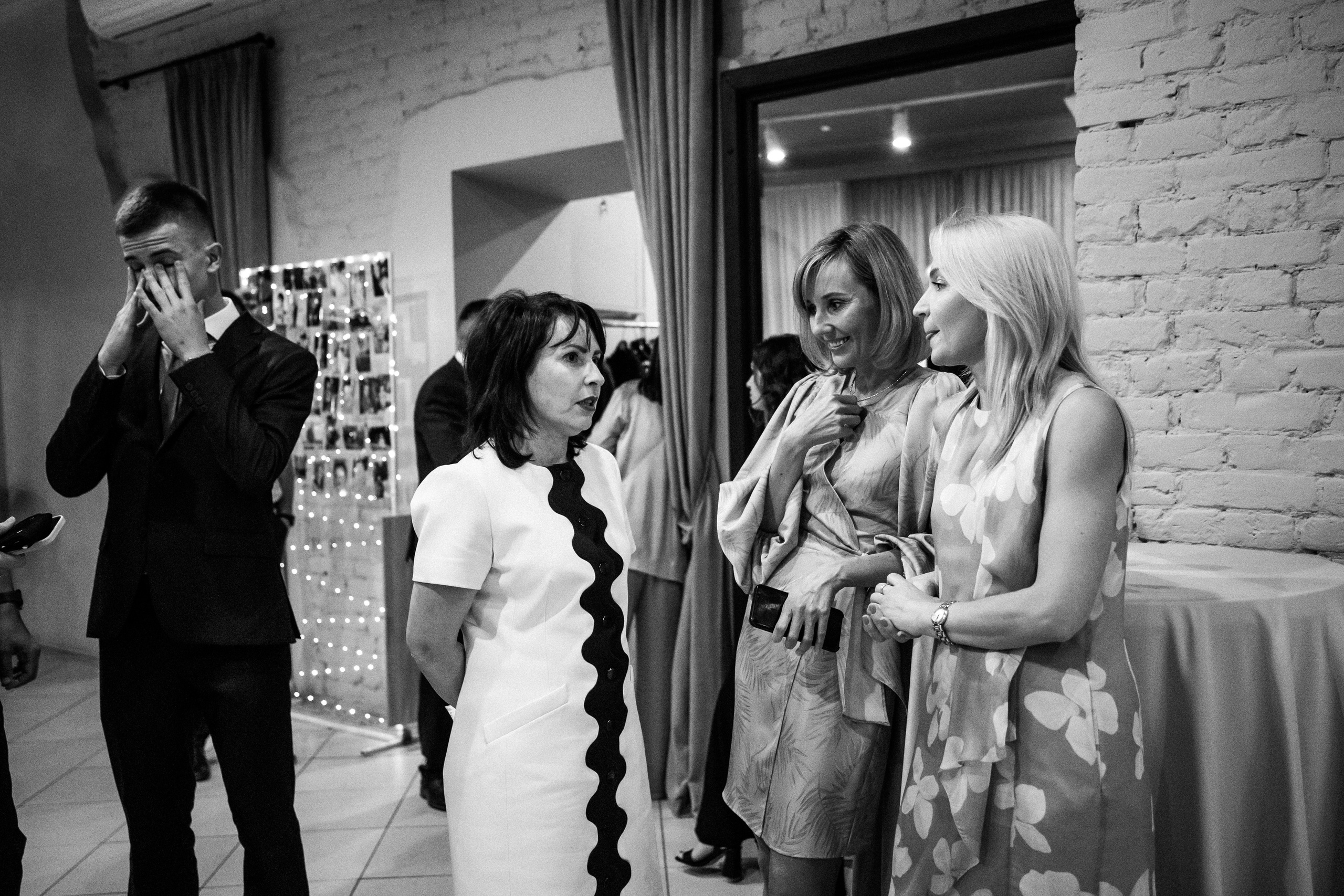 2023-06-23 Выпускной МБОУ СОШ № 10. Фотограф в Красноярске