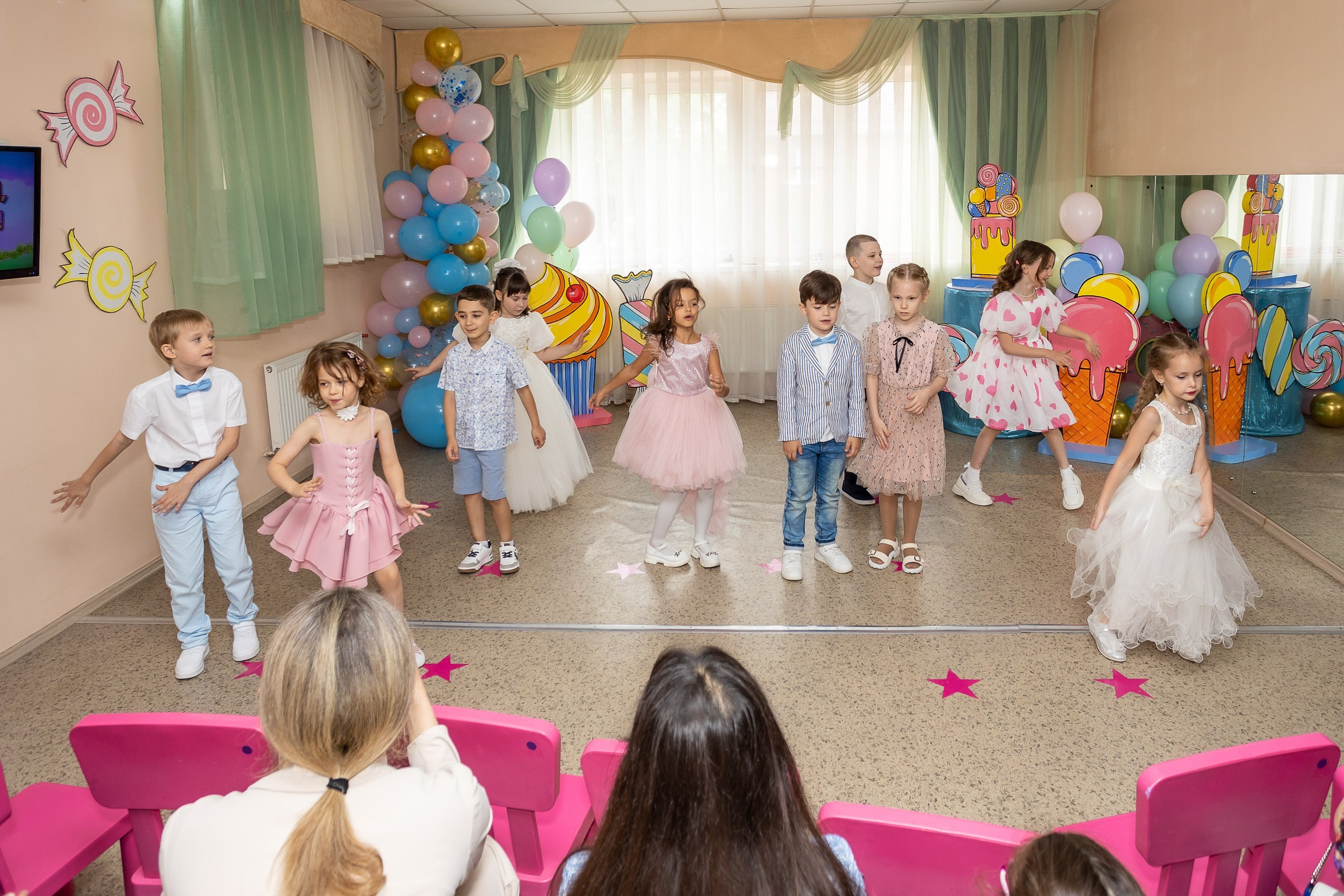 Выпускной Детский сад, 2 часа, 8000. Выпускные альбомы Майкоп, Краснодар Елена Золотарева