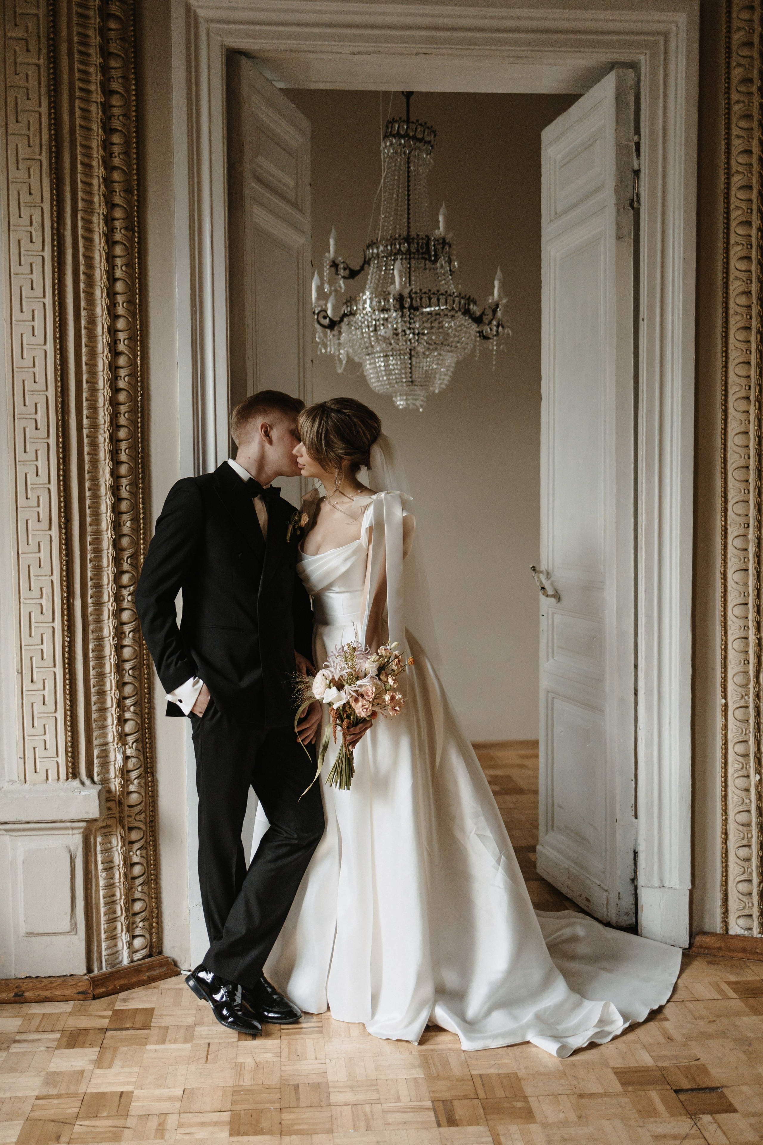 Илья и Ксюша (2024). Свадебный и семейный фотограф в Москве Яна Шувалова