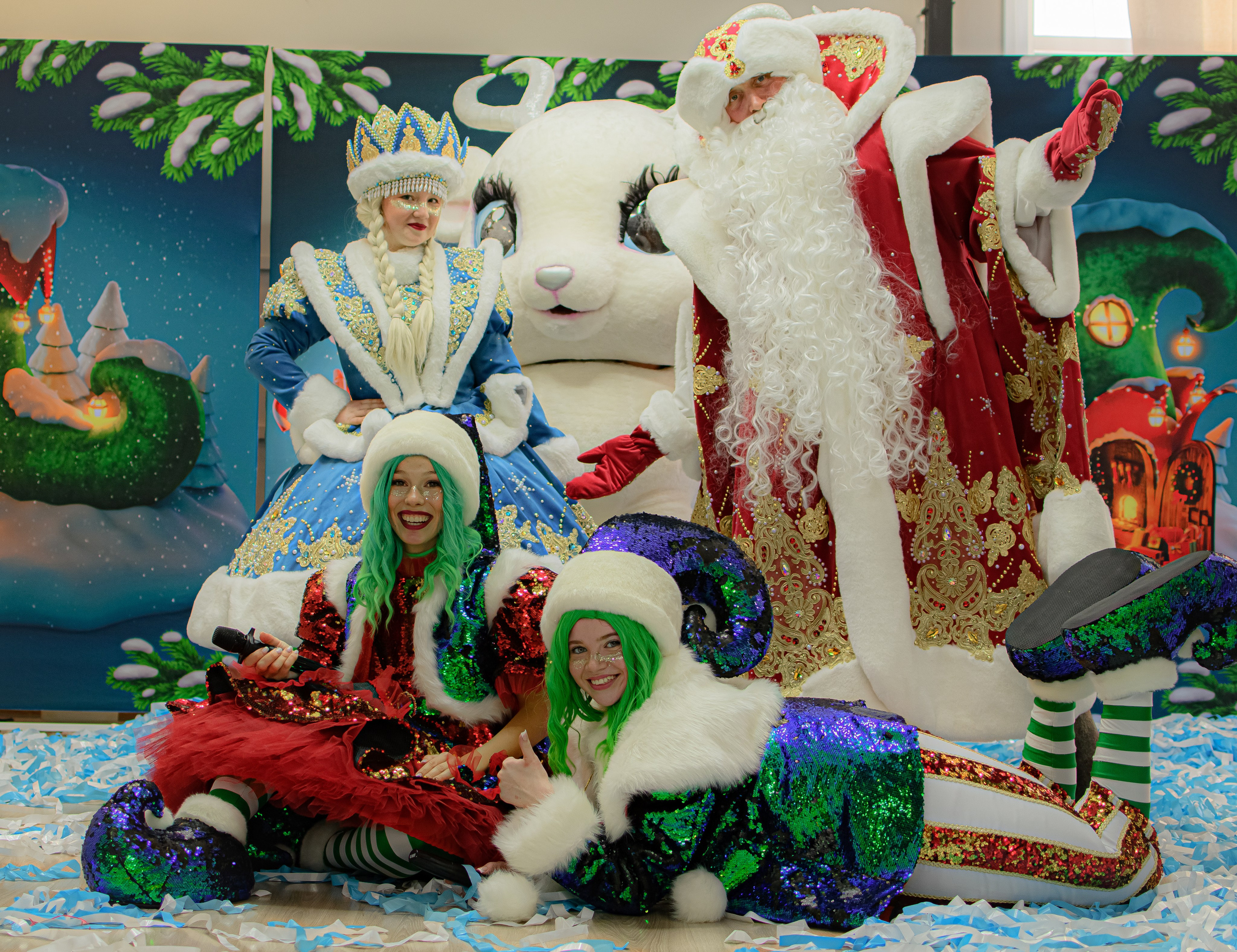 HAPPY NEW YEAR. Photokarish