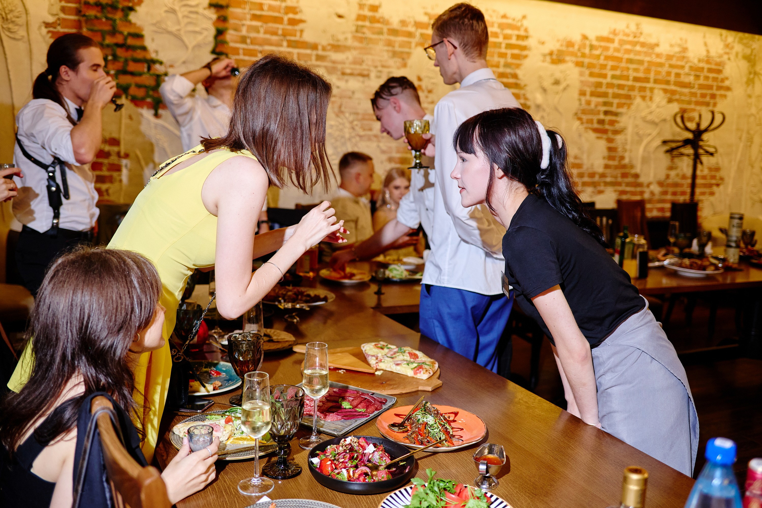 Выпускной 35 Сош. Фотограф Выпускные альбомы Таганрог Сергей Коробченко