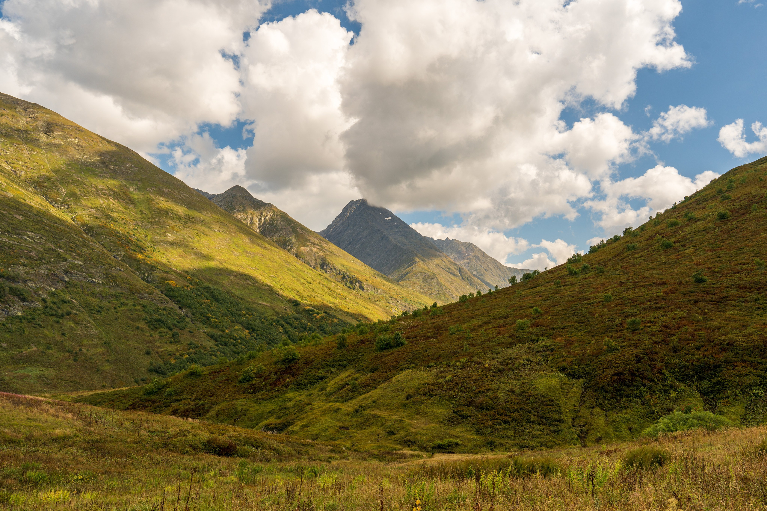 Поход для профсоюза курорта «Газпром Поляна» на Бзерпинский карниз. Репортажный фотограф в Красной Поляне и Сочи Павлюченко Екатерина