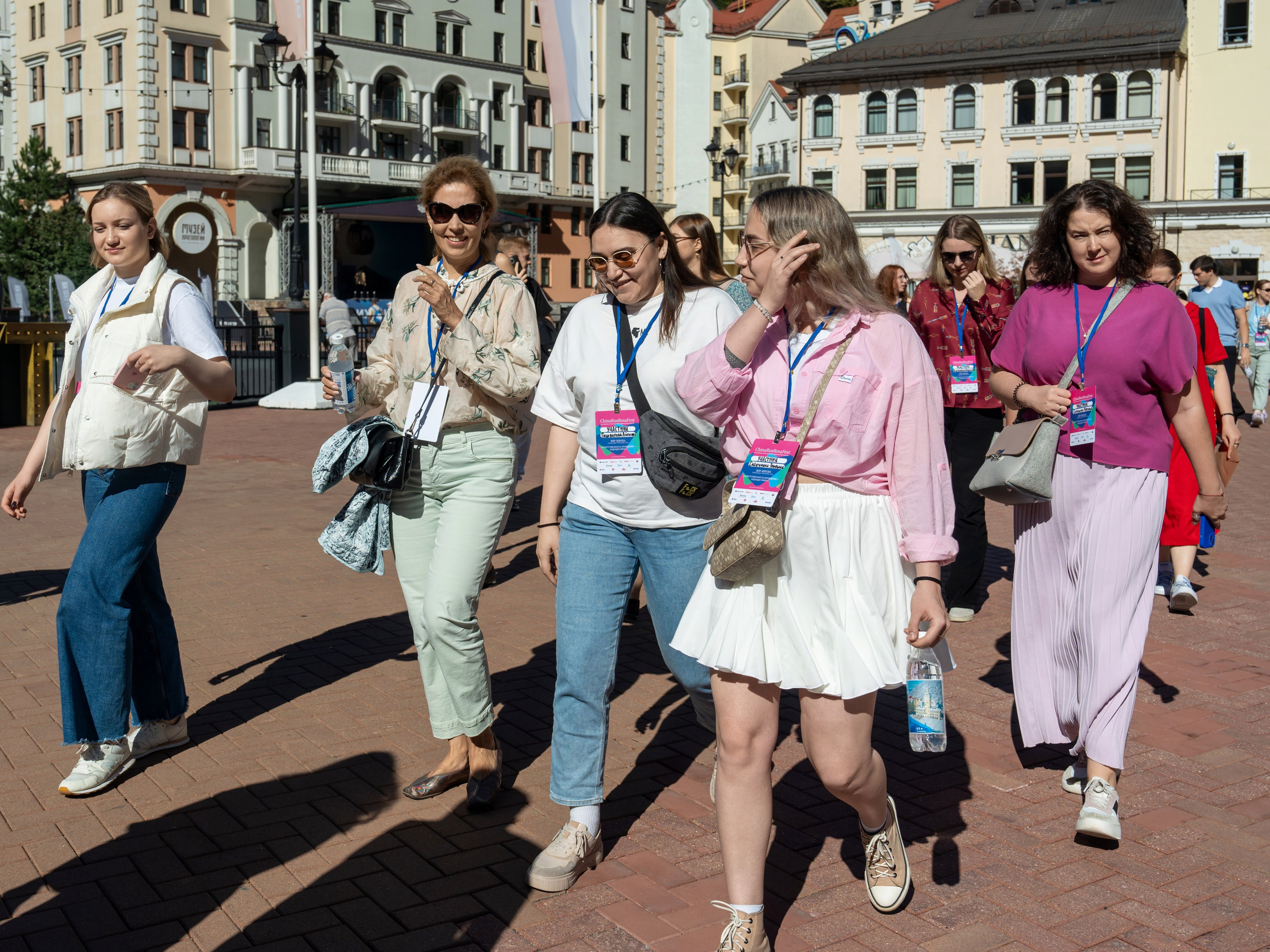 ChinaRosaFest 2024. Репортажный фотограф в Красной Поляне и Сочи Павлюченко Екатерина