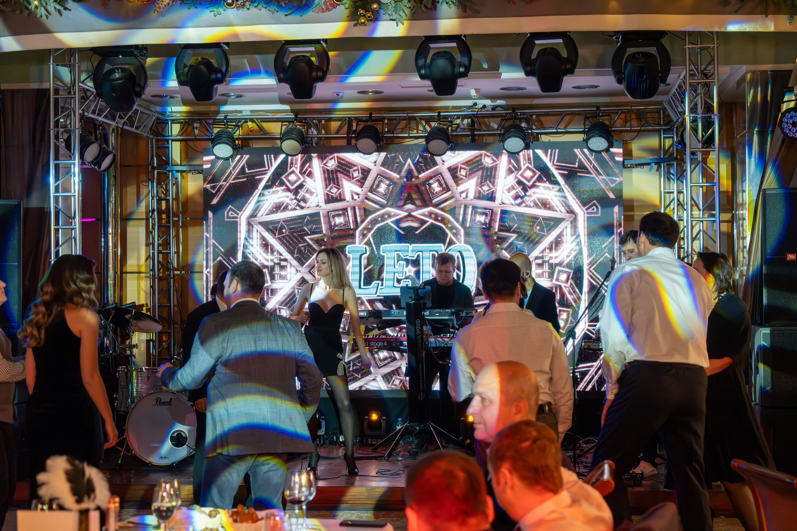 Новый год в стиле Great Gatsby. Репортажный фотограф в Красной Поляне и Сочи Павлюченко Екатерина