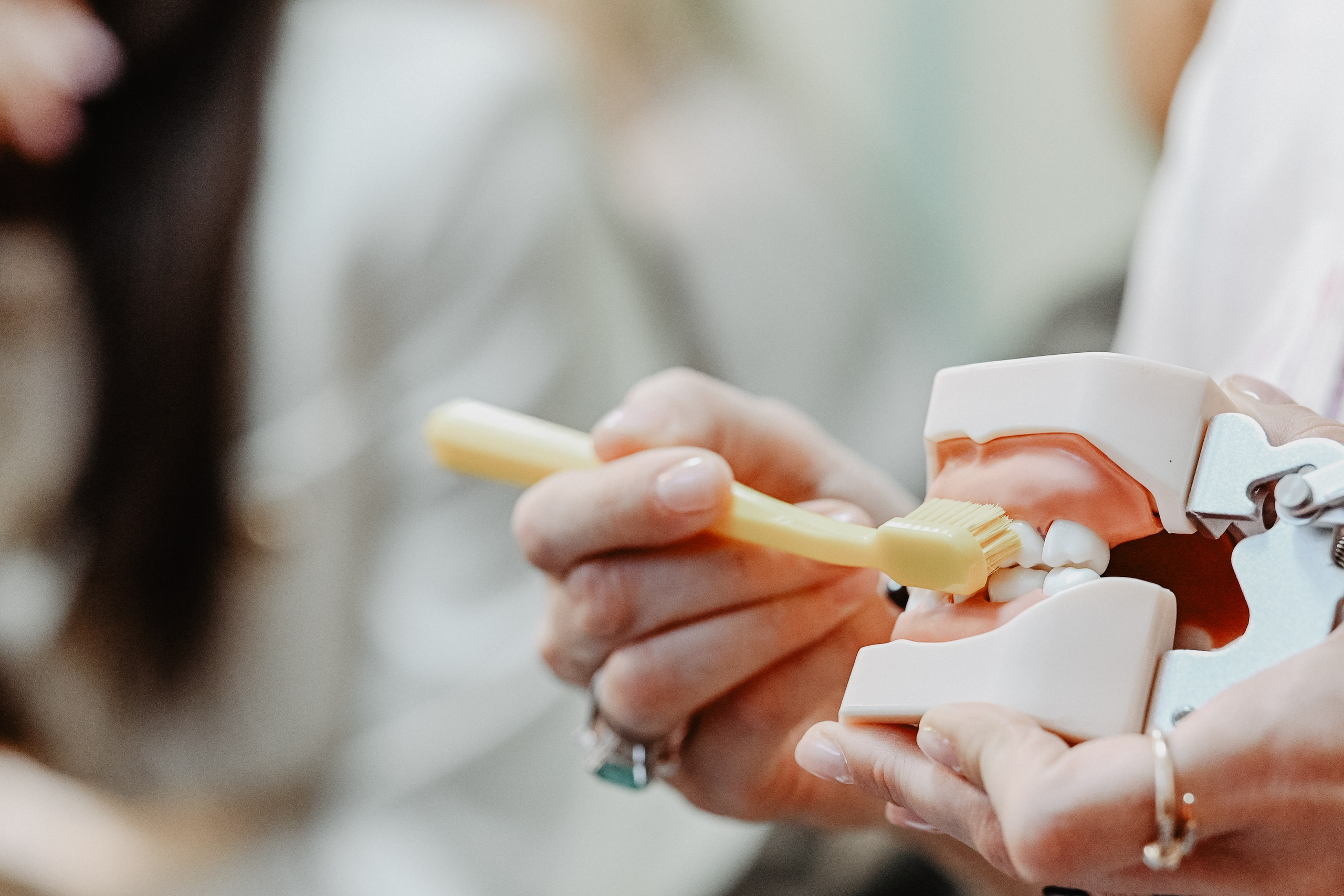 Открытие стоматологии Smile Is. Анастасия Петрович фотограф, фотокорреспондент в Москве и Санкт-Петербурге. Фотосъёмка репортажа, мероприятия, корпоративная съёмка, контент