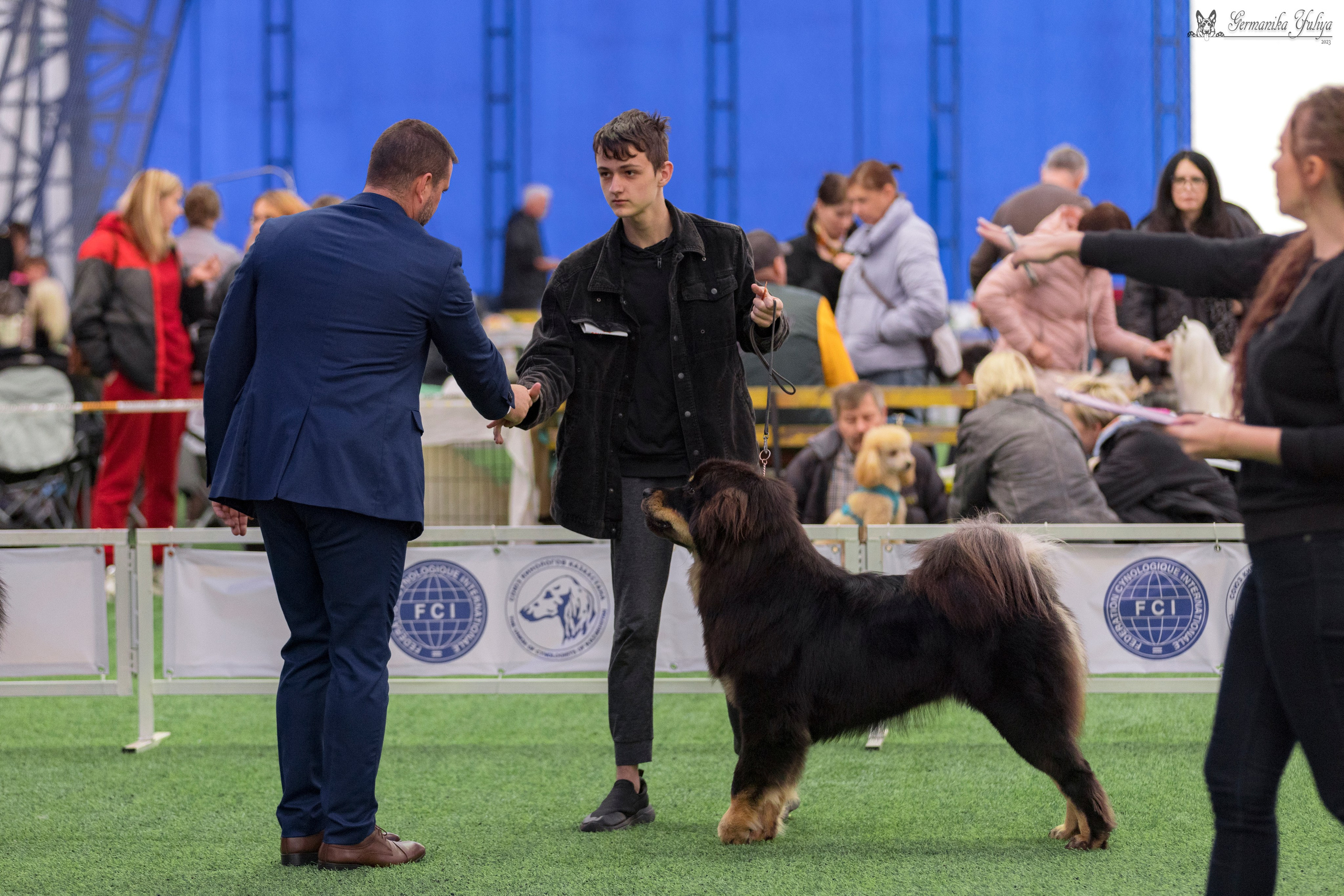 Ташкент 6-8.10.2023 + Алматы 14-15.10.2023. Фотограф-анималист Юлия Германика