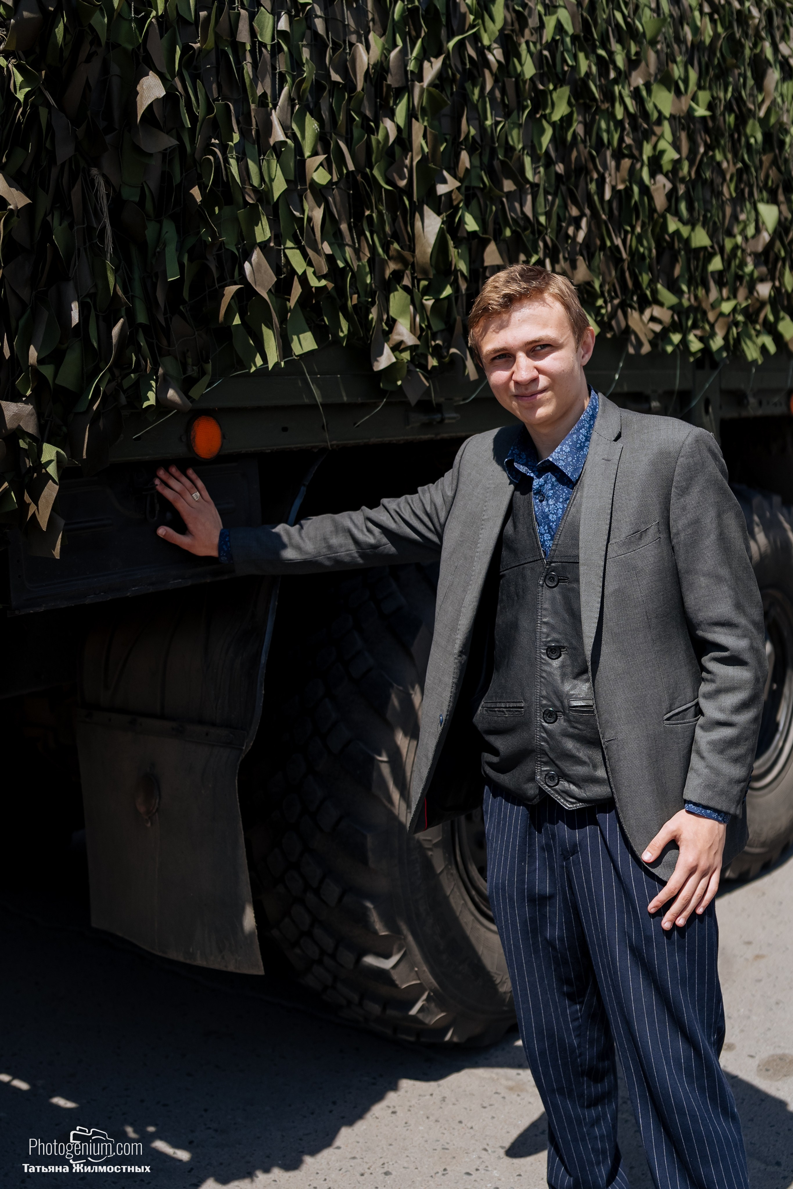 8 июня «Патриоты из Курска» сбор гуманитарной помощи у кинотеатра «Родина». Фотограф Нижний Новгород Татьяна Кейод