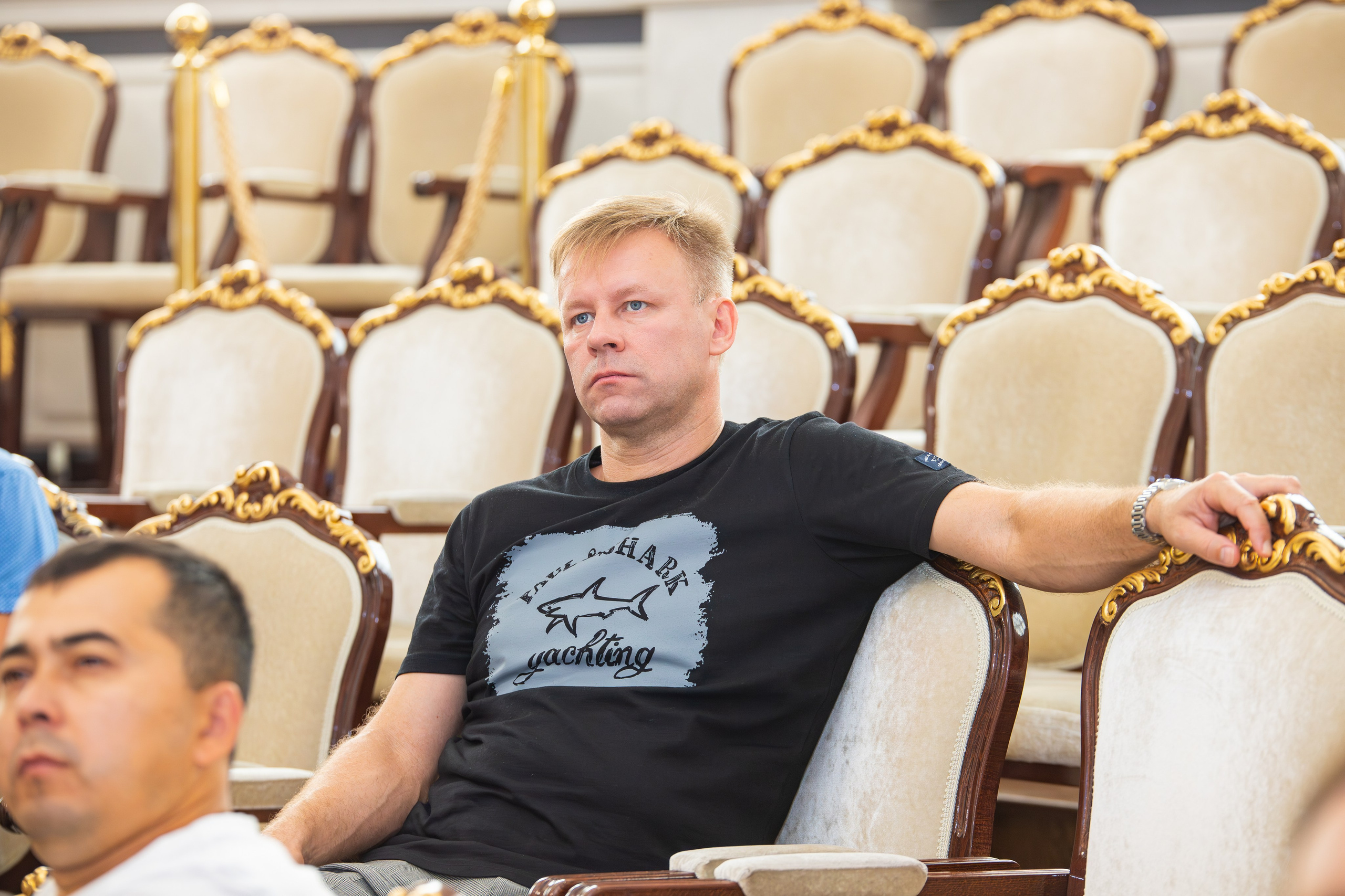 Бизнес конференция между крупным бизнесом и малым. Фотограф Александр Поздняков  Новосибирск