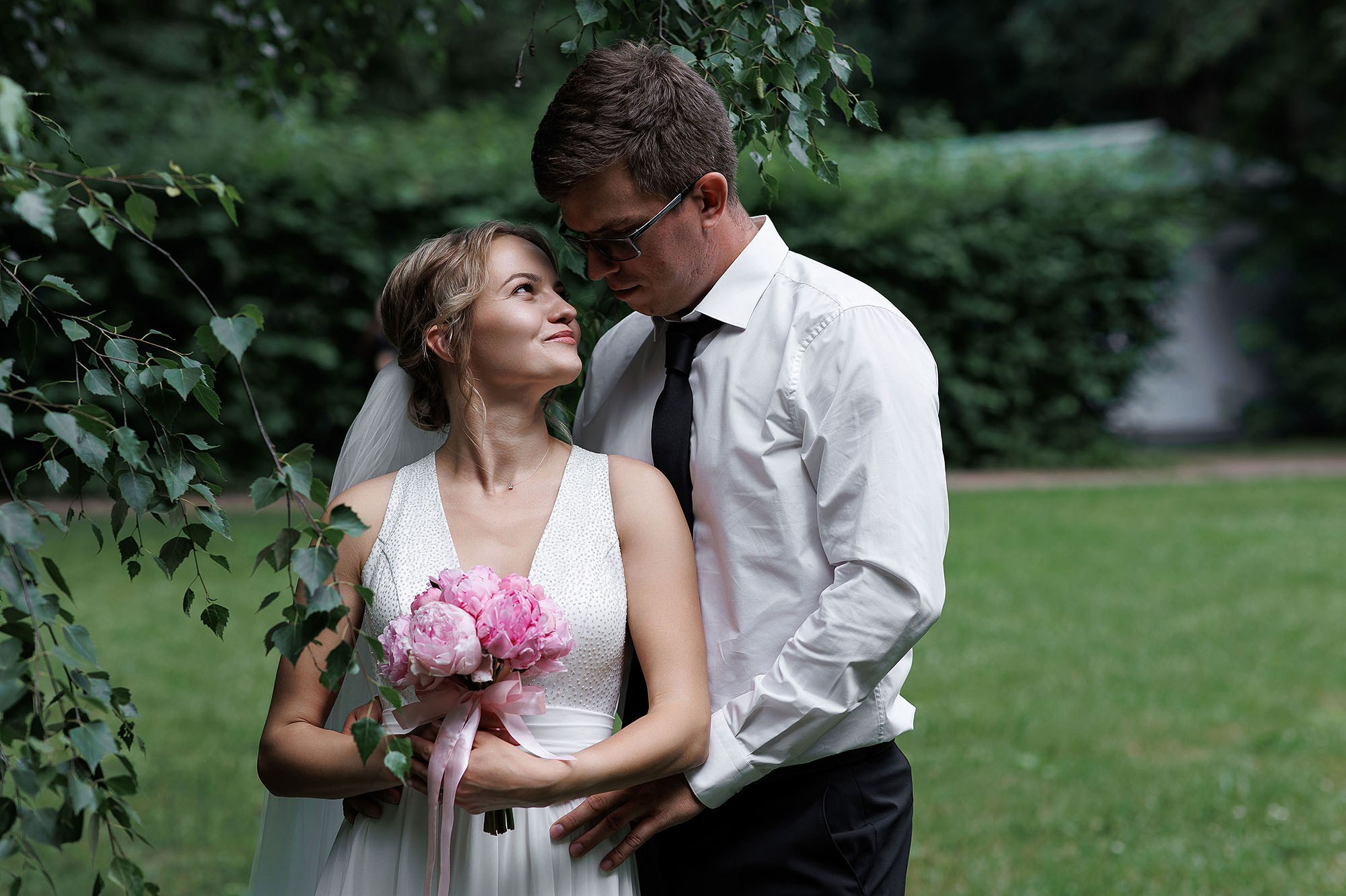 Прогулка, фотосессия жениха и невесты. Свадебная съемка. Фотограф в Москве Валерий Боцман