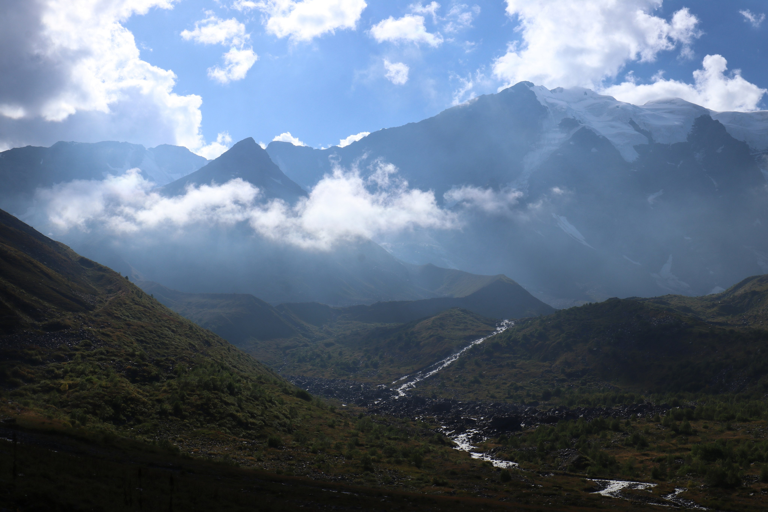 Приэльбрусье. Сентябрь 2024. Путешественник-фотограф из Санкт-Петербурга Татьяна Свистулина
