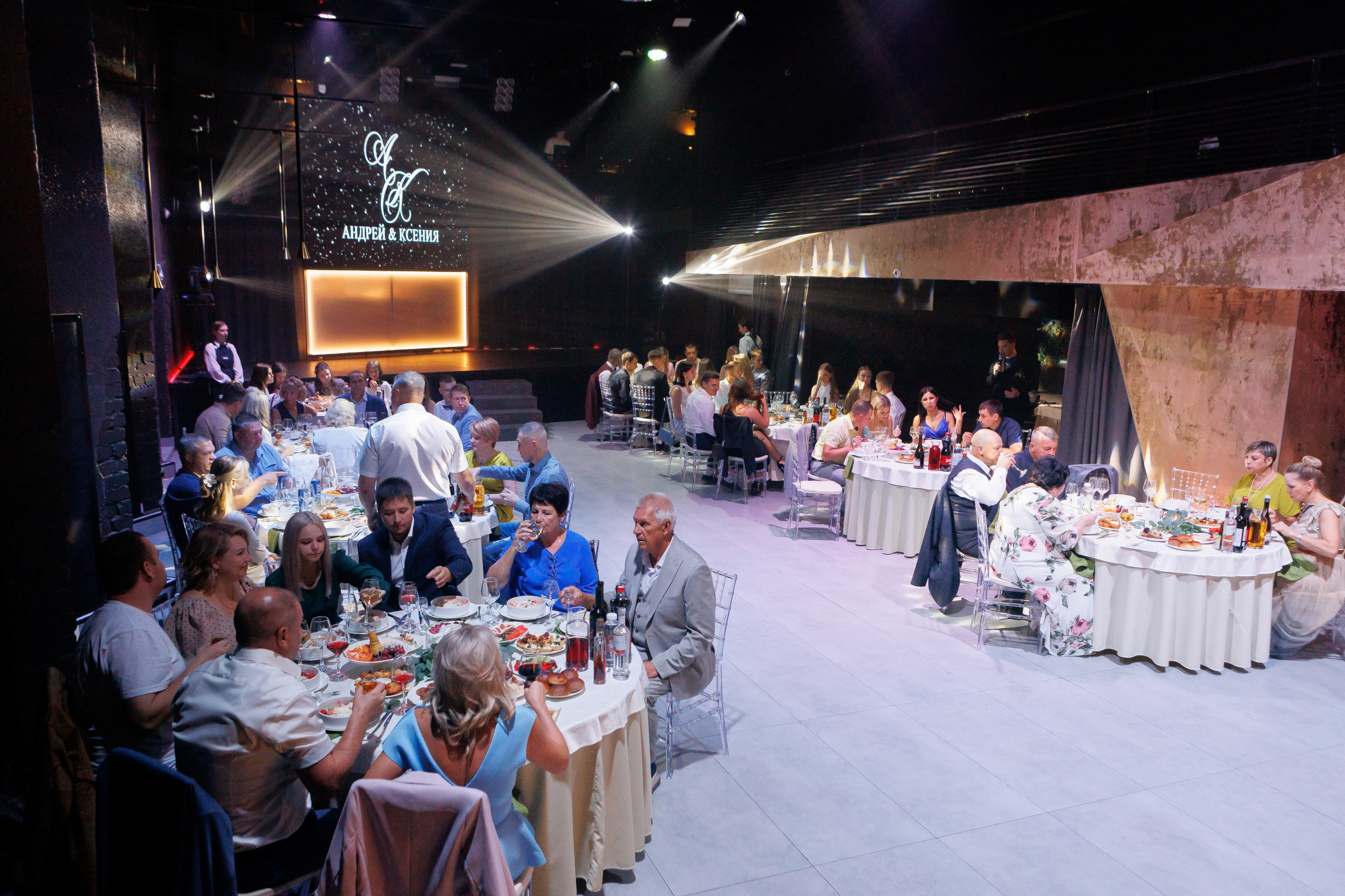 Свадебный фотограф Нижний Новгород. Свадебный и контент фотограф в Нижнем Новгороде Владимир Пресняков