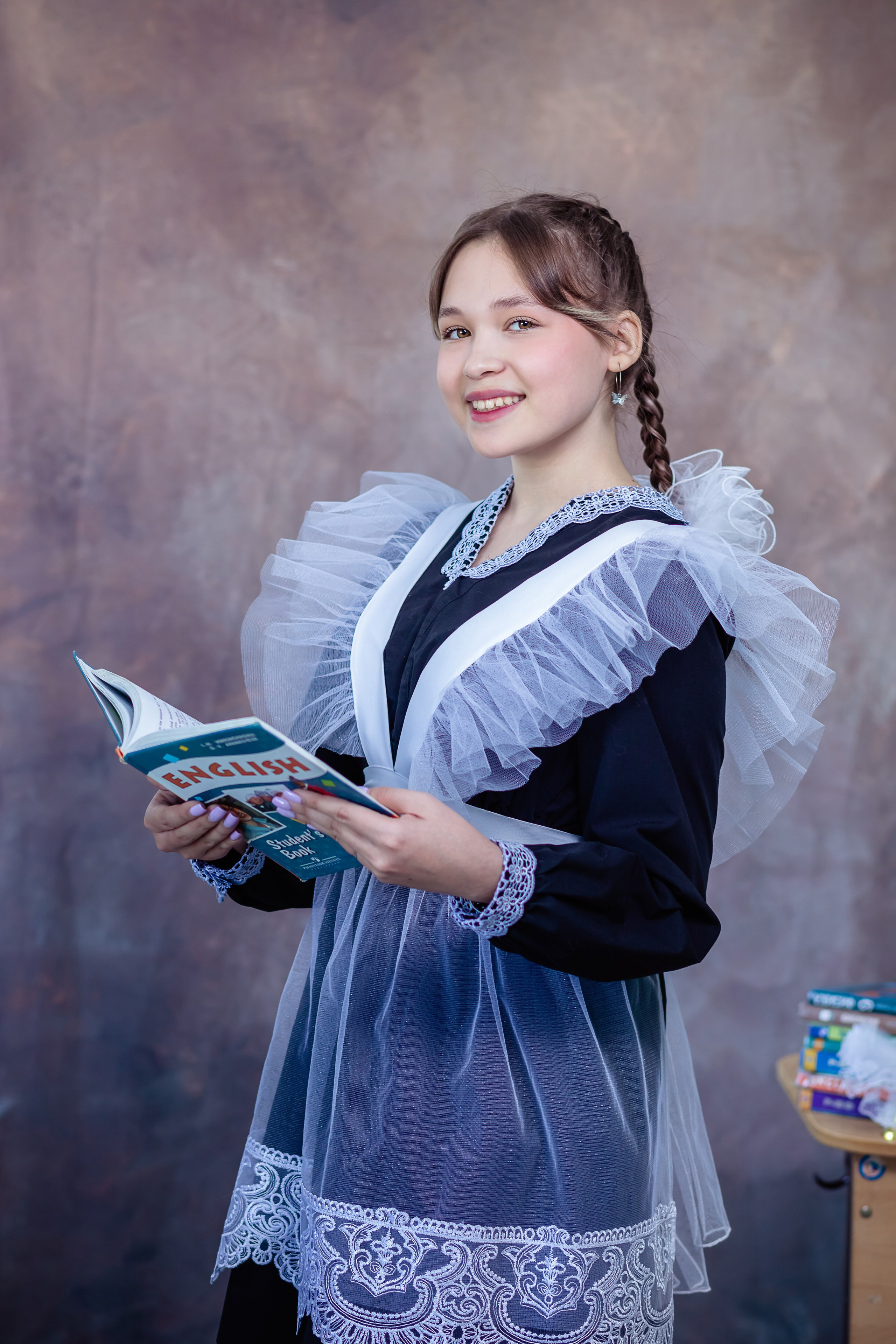 Выпускной альбом для 9-11 классов. Свадебный и семейный фотограф в Оренбурге Ильяна Тукжанова