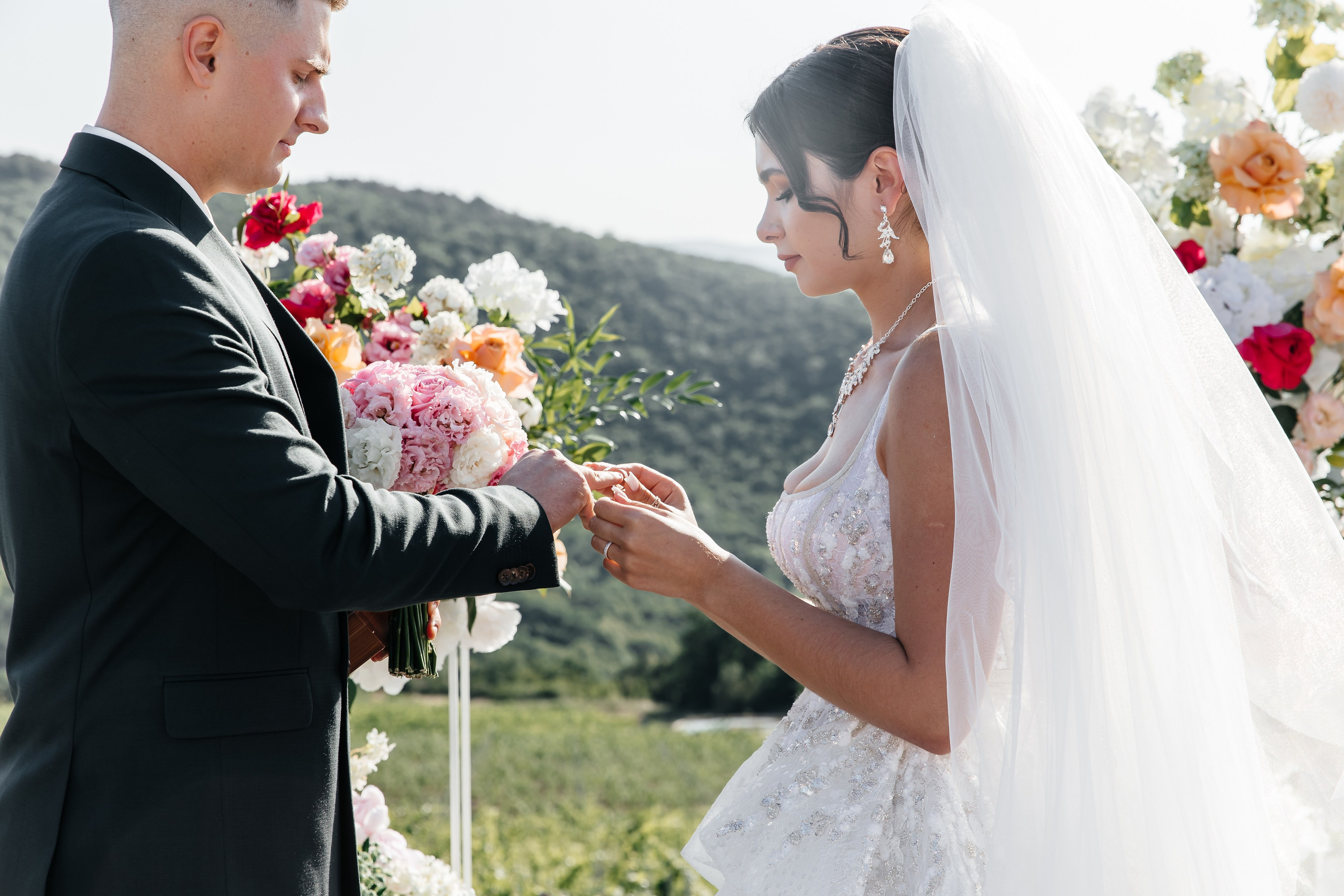 Свадьба на винодельне. Анонс для Ивана и Виктории. Свадебный фотограф в Крыму и Севастополе Ольга Баскакова