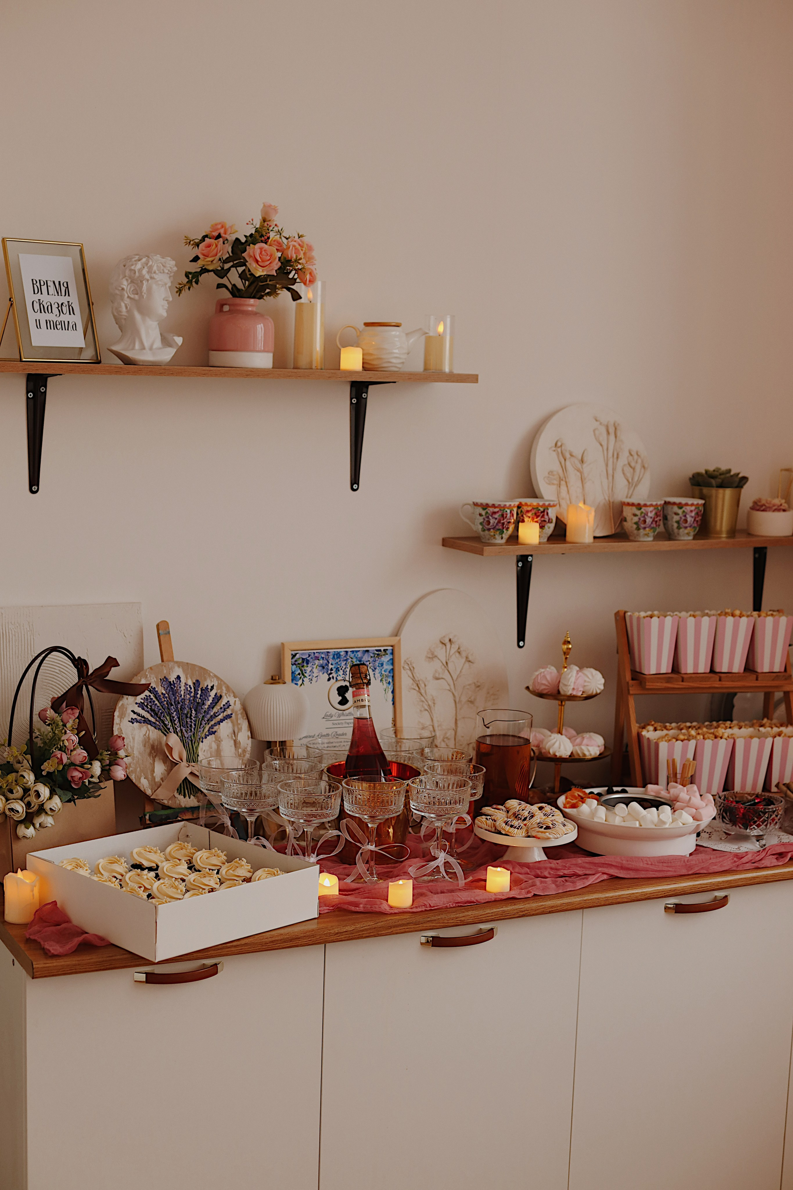 Арт-вечеринка в стиле Бриджертонов 1.02. Творческая студия Stories в Кемерово | Мастер-классы и мероприятия