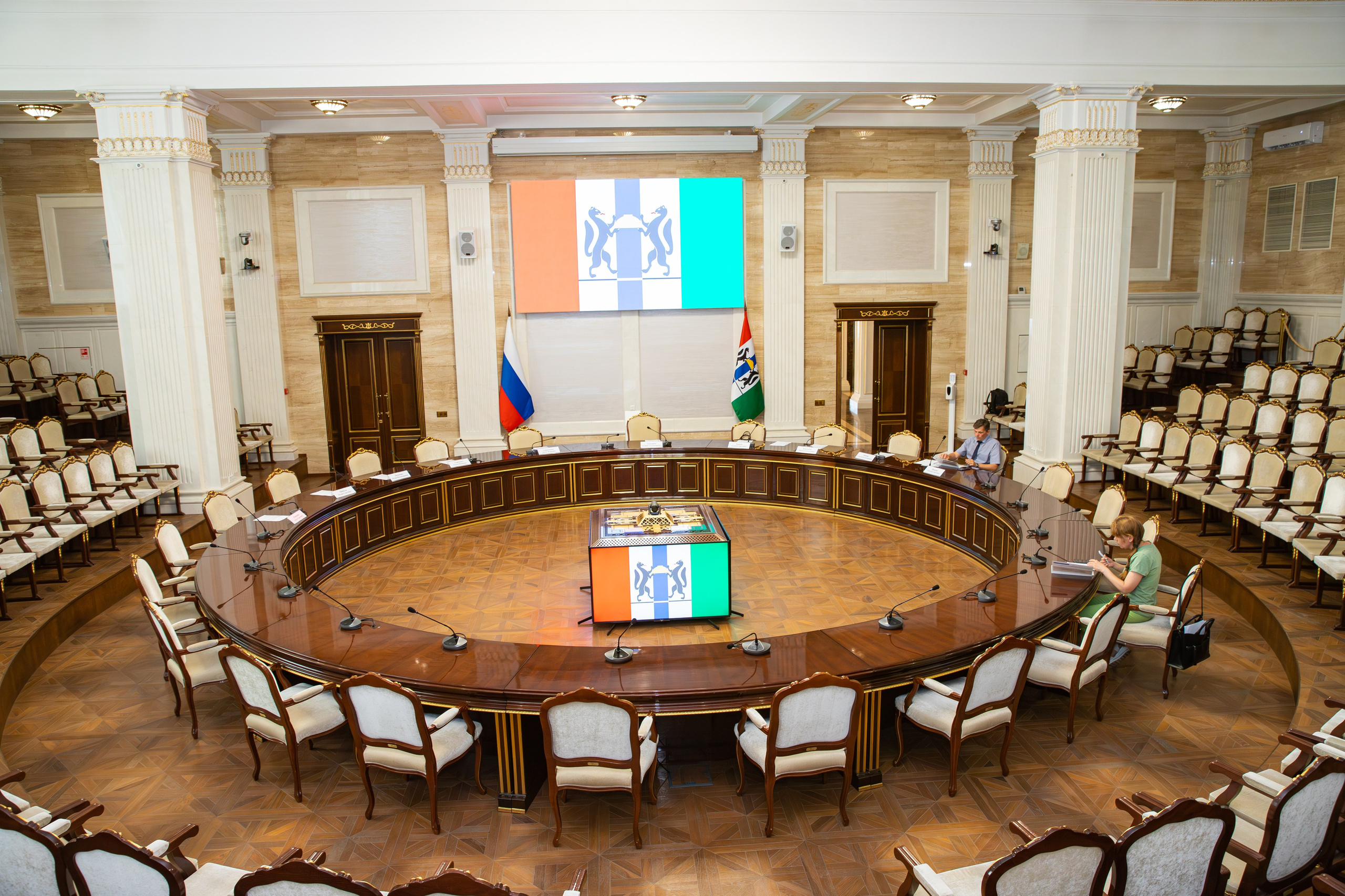 Бизнес конференция между крупным бизнесом и малым. Фотограф Александр Поздняков  Новосибирск