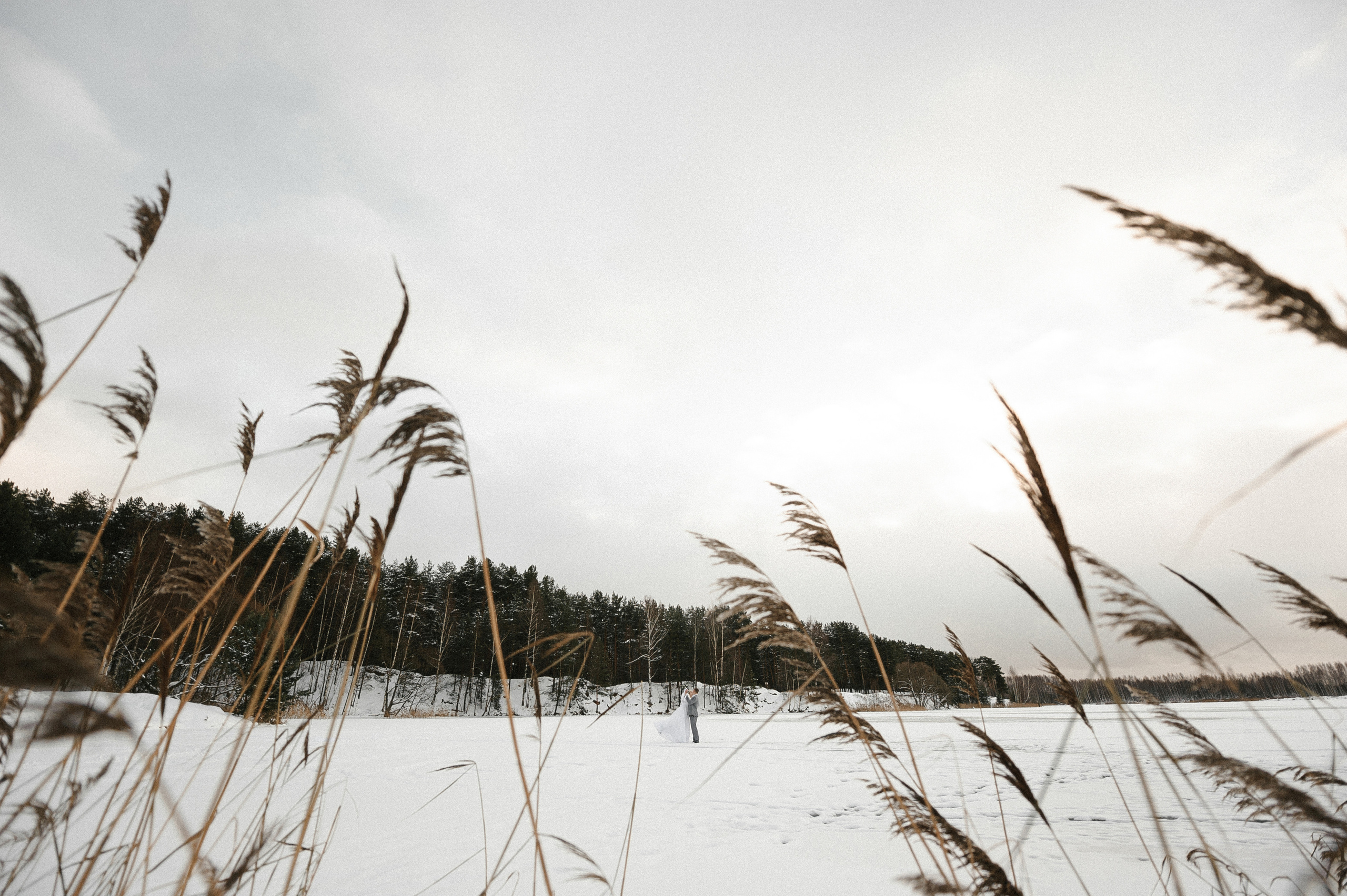 Яна и Гриша и BULLET. Свадебный фотограф в Ярославле и Москве Руслан Иософатов