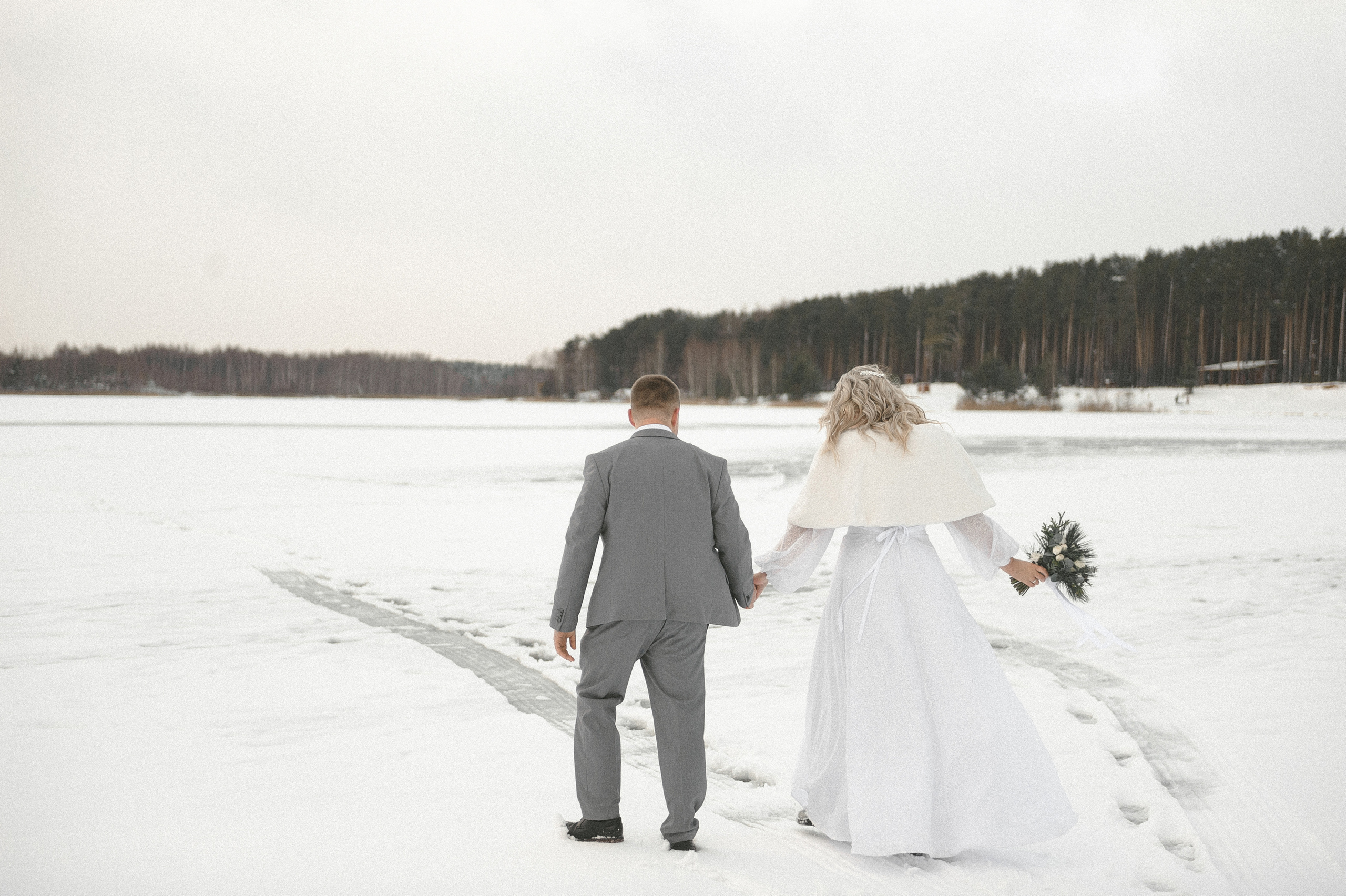 Яна и Гриша и BULLET. Свадебный фотограф в Ярославле и Москве Руслан Иософатов