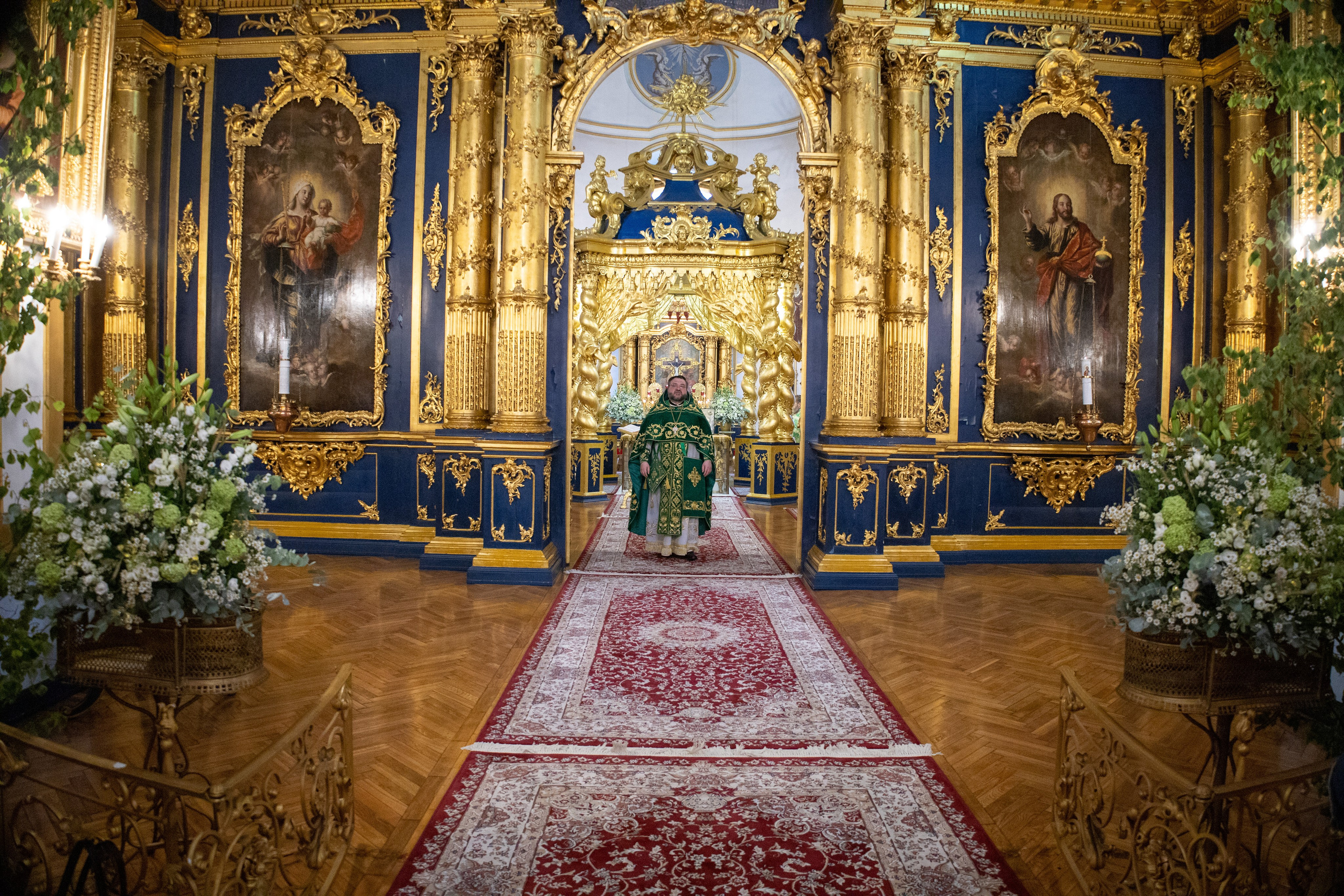ДЕНЬ СВЯТОЙ ТРОИЦЫ. ПЯТИДЕСЯТНИЦА. НИКОЛО-БОГОЯВЛЕНСКИЙ МОРСКОЙ СОБОР