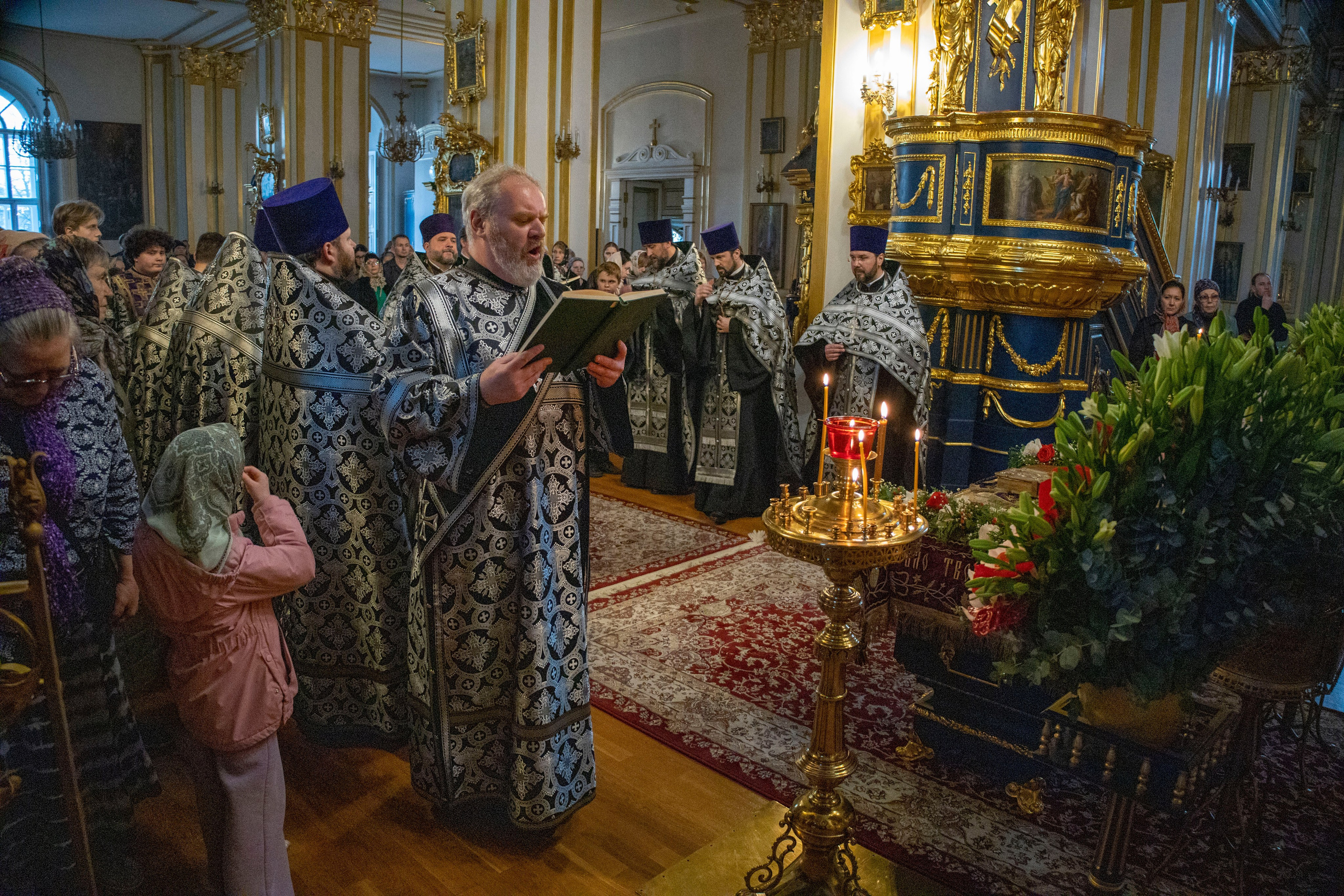 ЧИН ПОГРЕБЕНИЯ СПАСИТЕЛЯ. НИКОЛО-БОГОЯВЛЕНСКИЙ МОРСКОЙ СОБОР